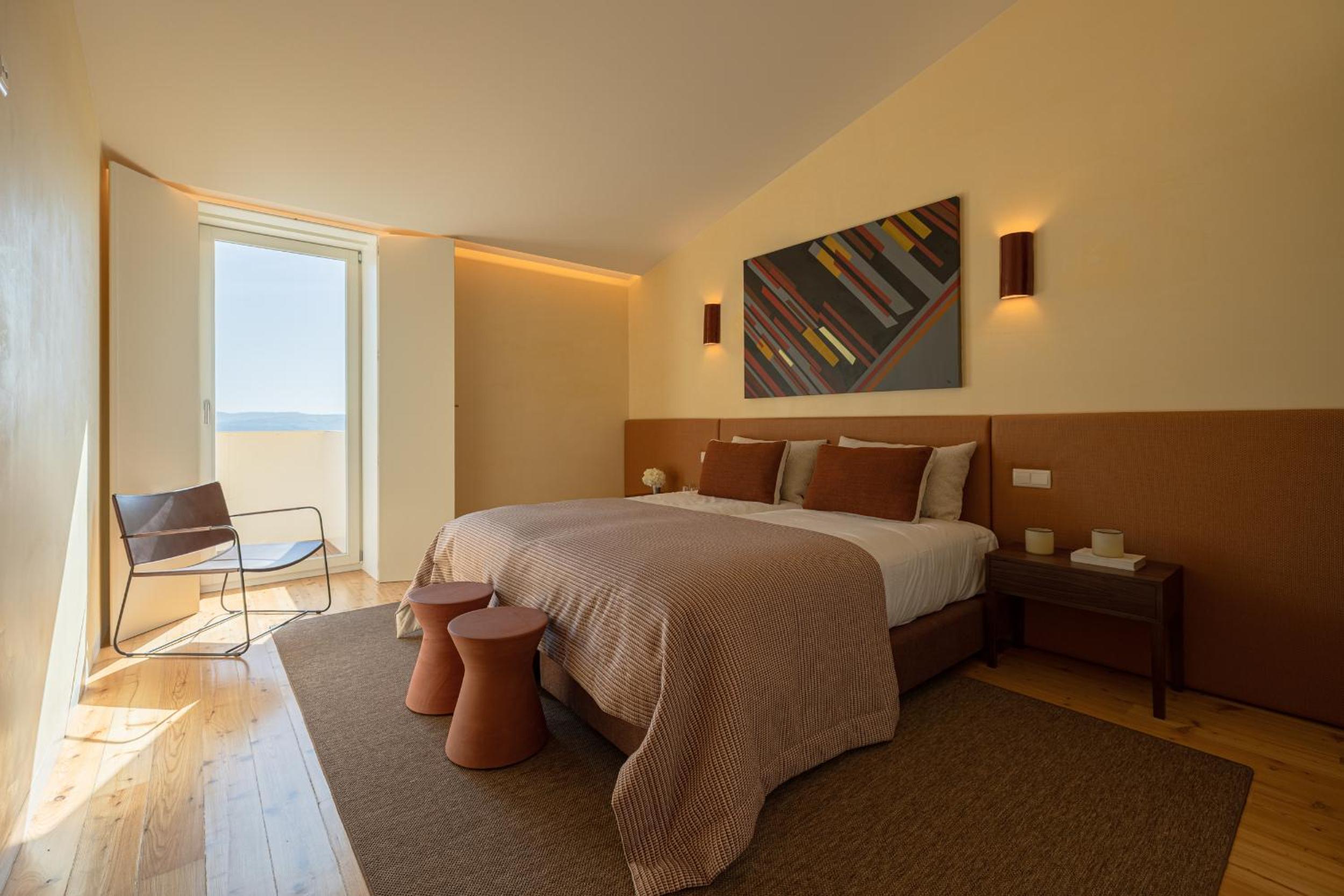Double or Twin Room with Balcony photo 3