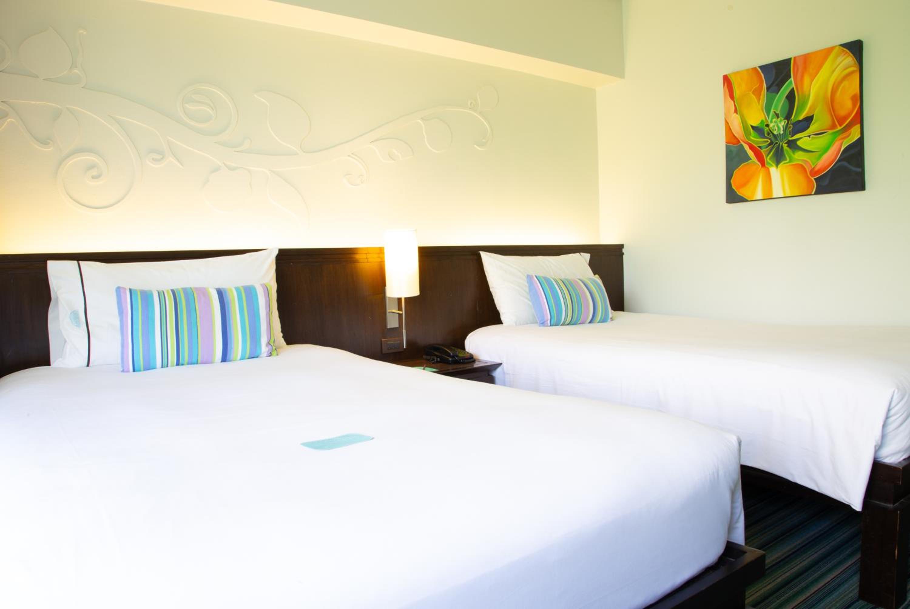 Deluxe Garden Twin Bed - Photo 1