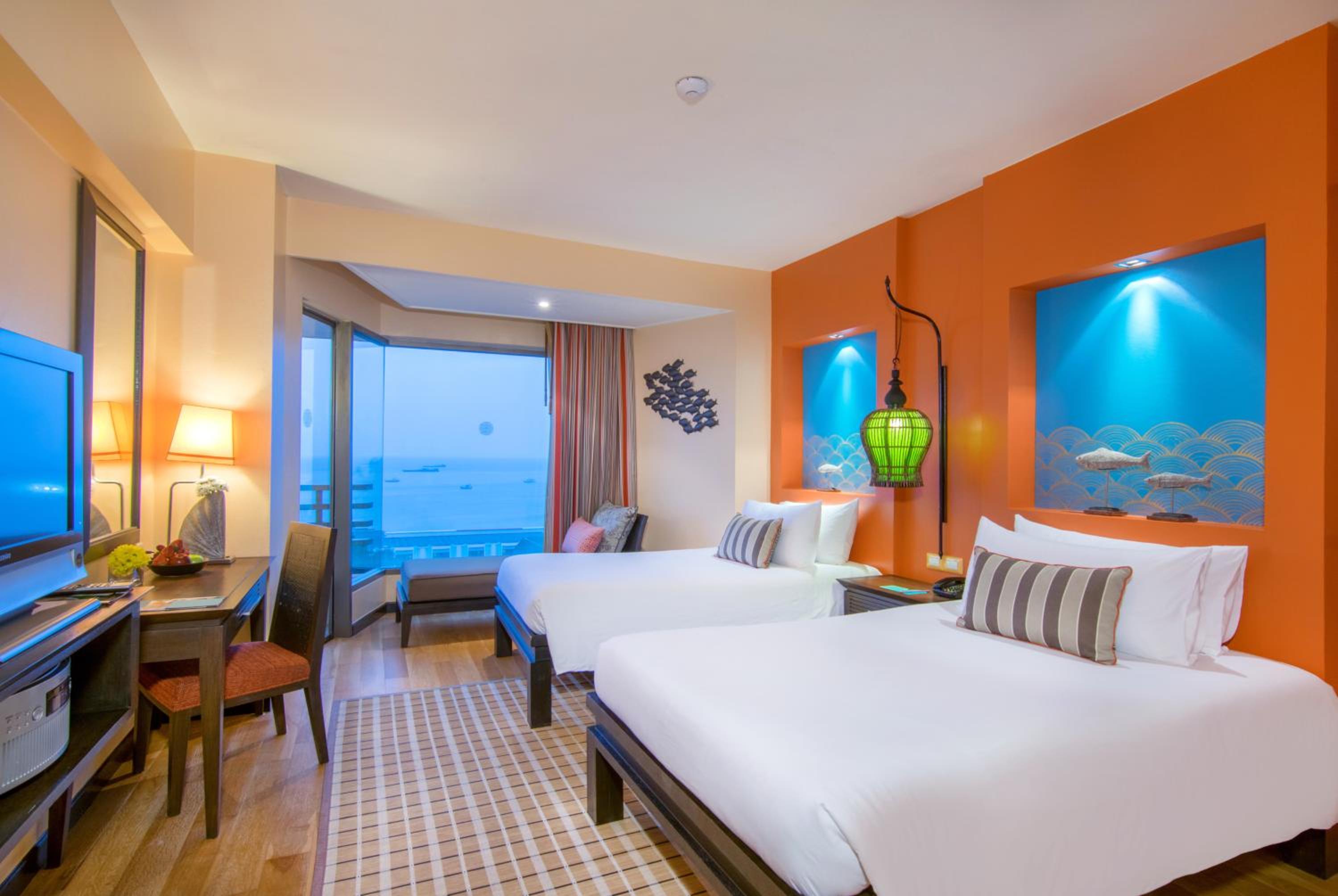 Deluxe Sea View Twin Bed - Photo 5