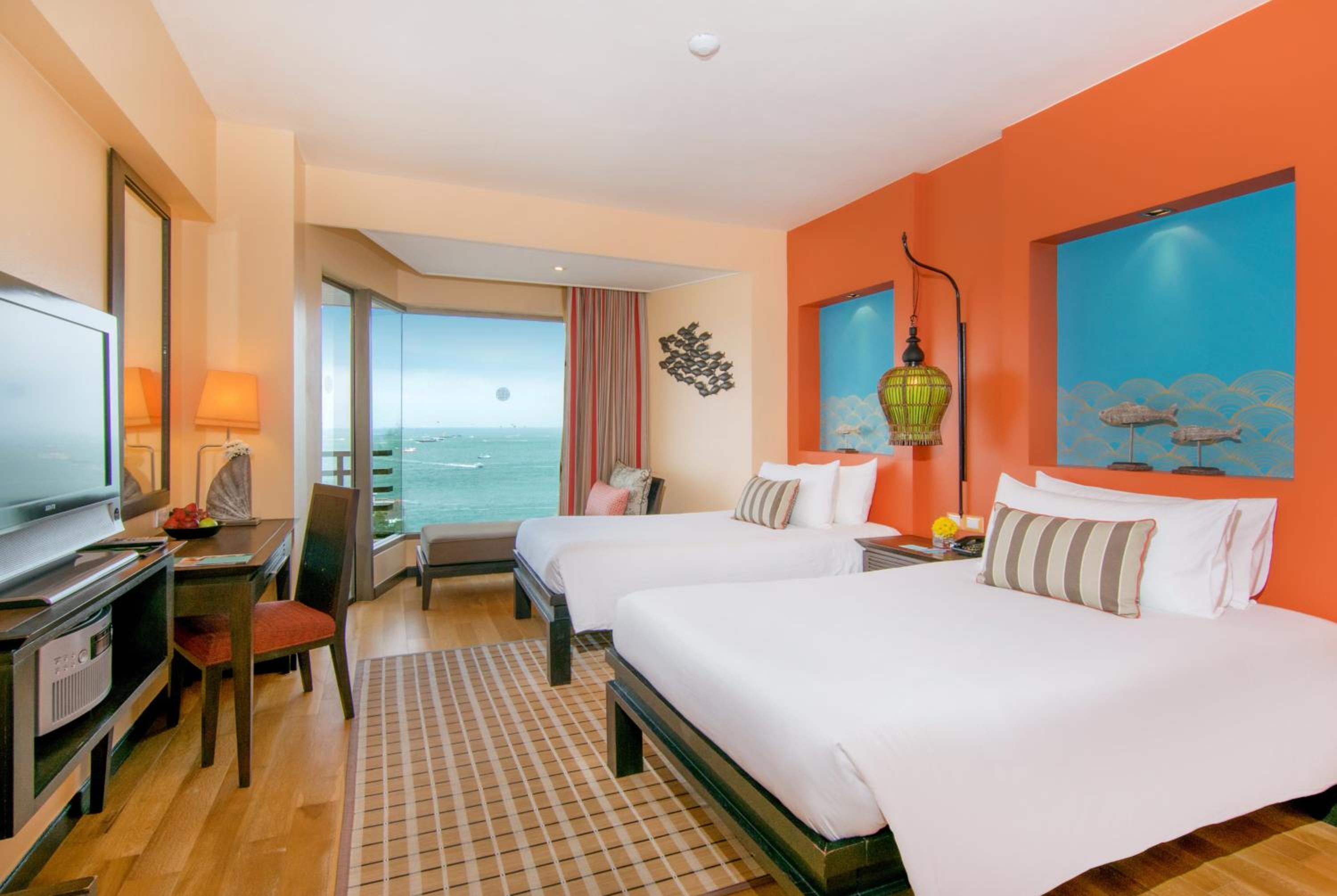 Deluxe Sea View Twin Bed - Photo 9