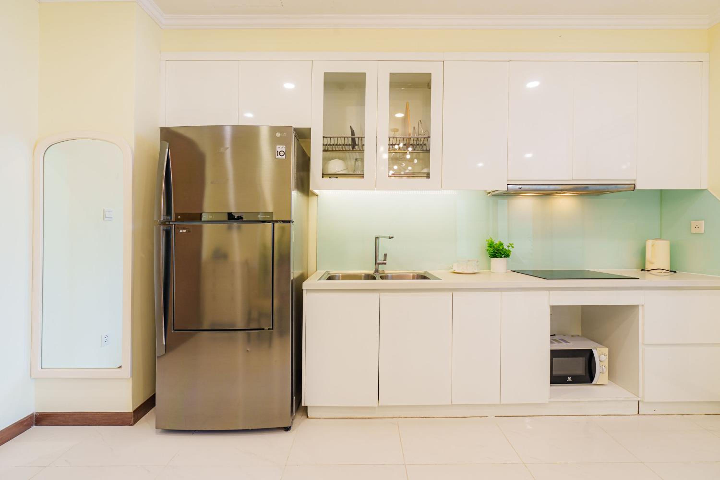 Two-Bedroom Apartment with Balcony photo 2
