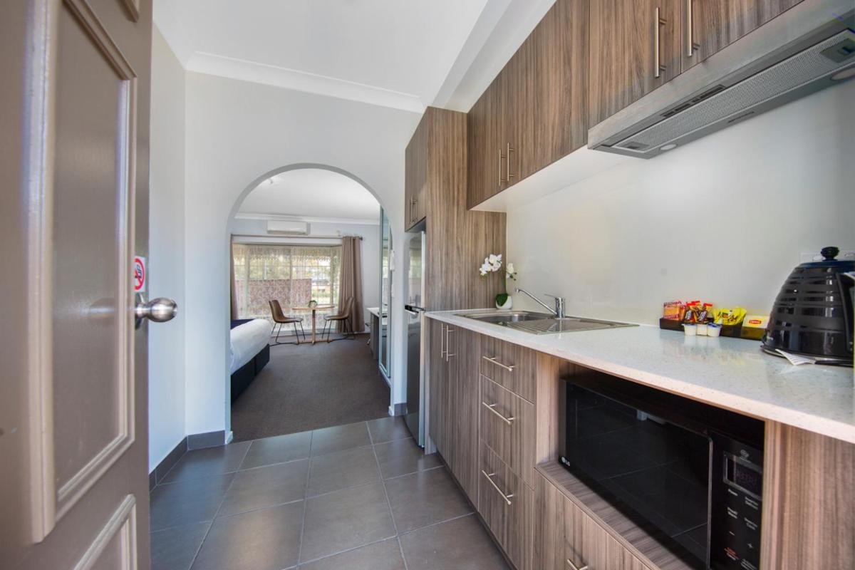 Deluxe King Room photo 3