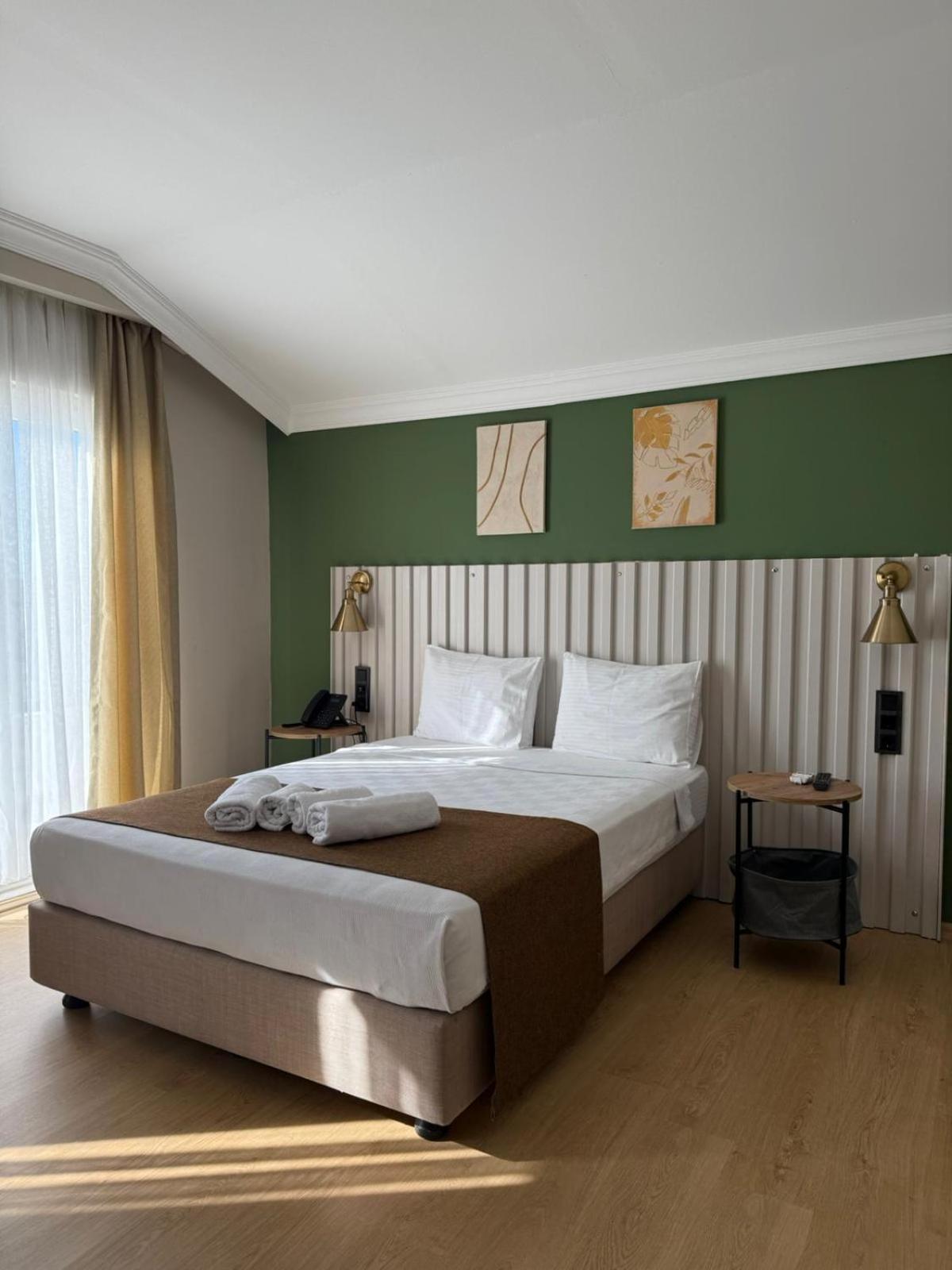 Deluxe Double Room photo 3