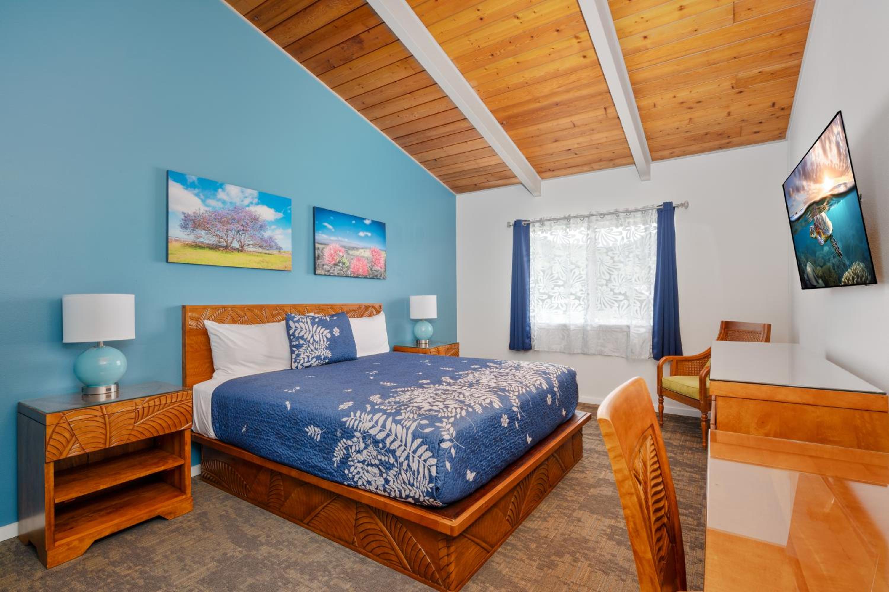 Double Room with Mountain View - Photo 1