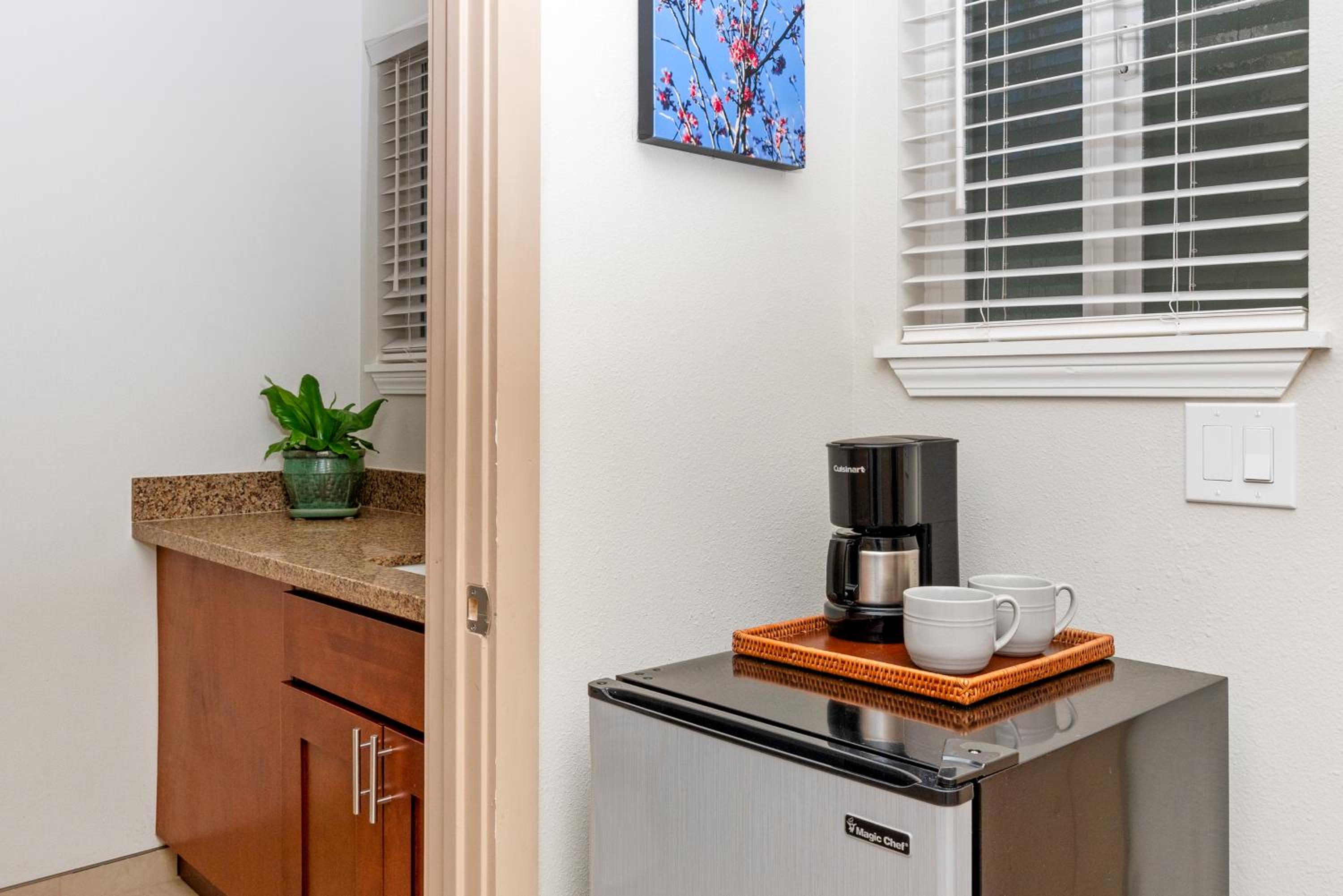 Standard Room - Photo 9