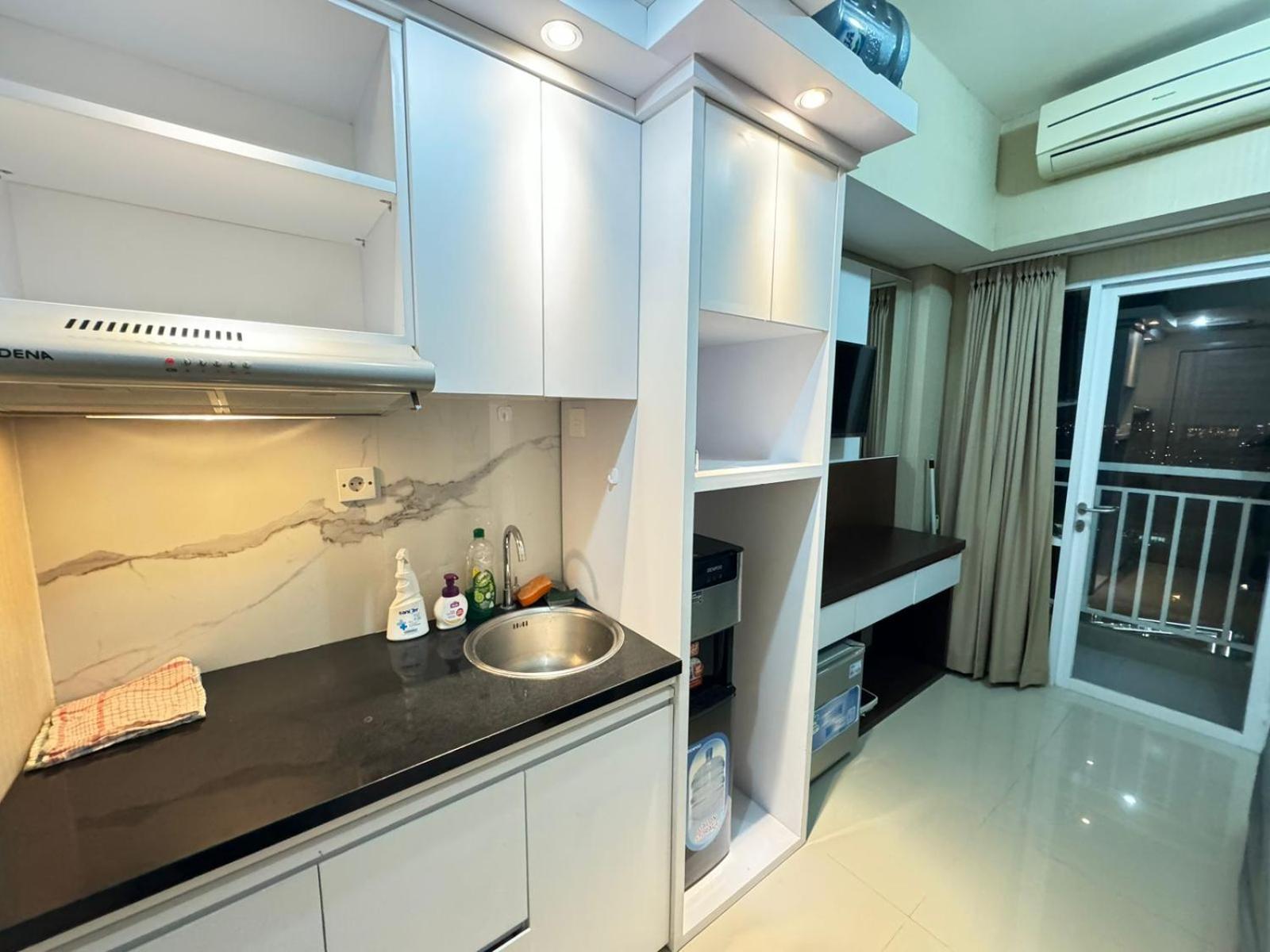 Studio Apartment photo 3