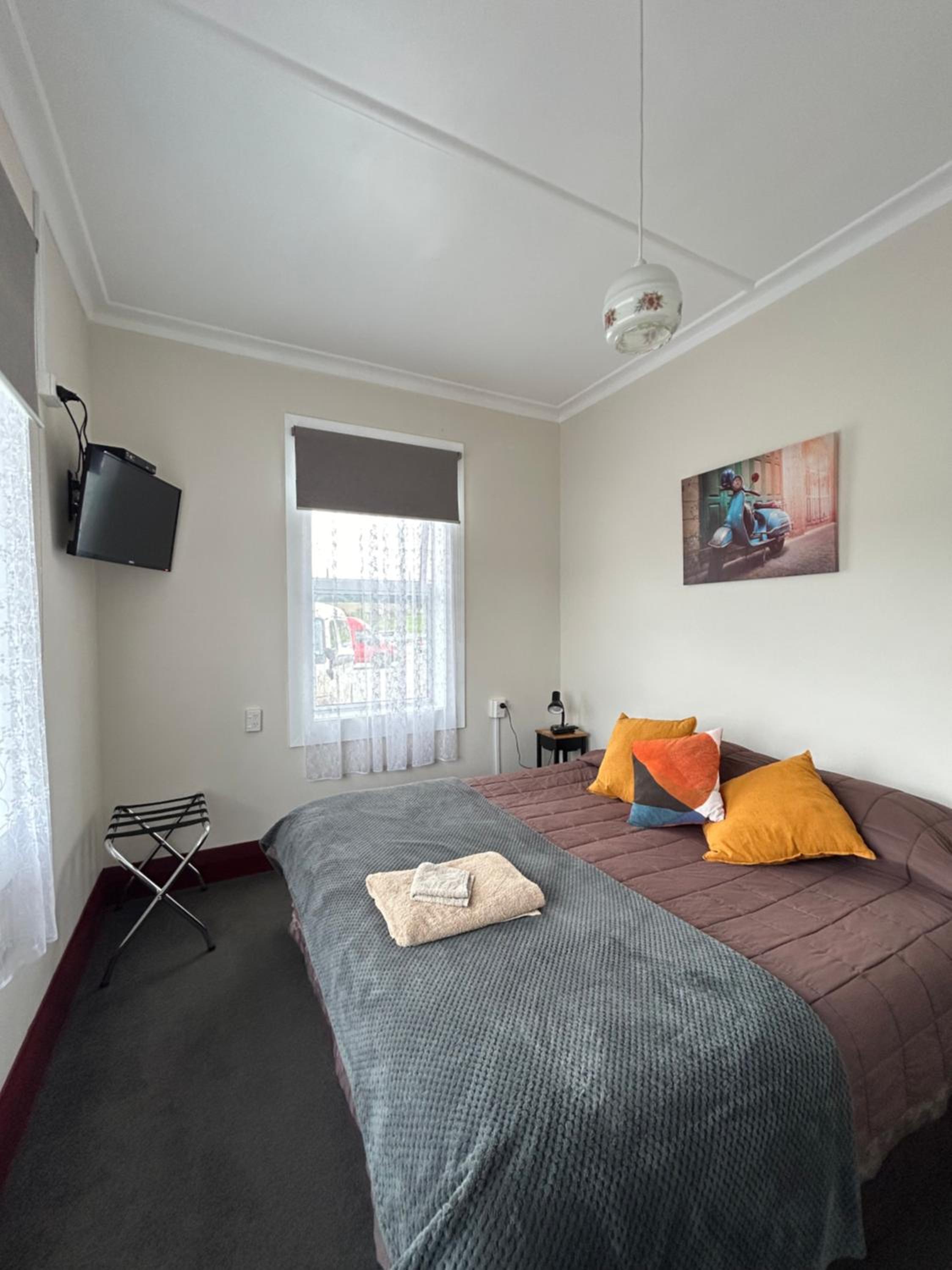 Deluxe Double Room with Shower - Photo 1