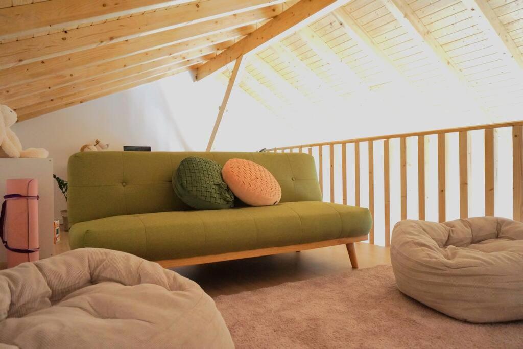 Three-Bedroom House photo 2