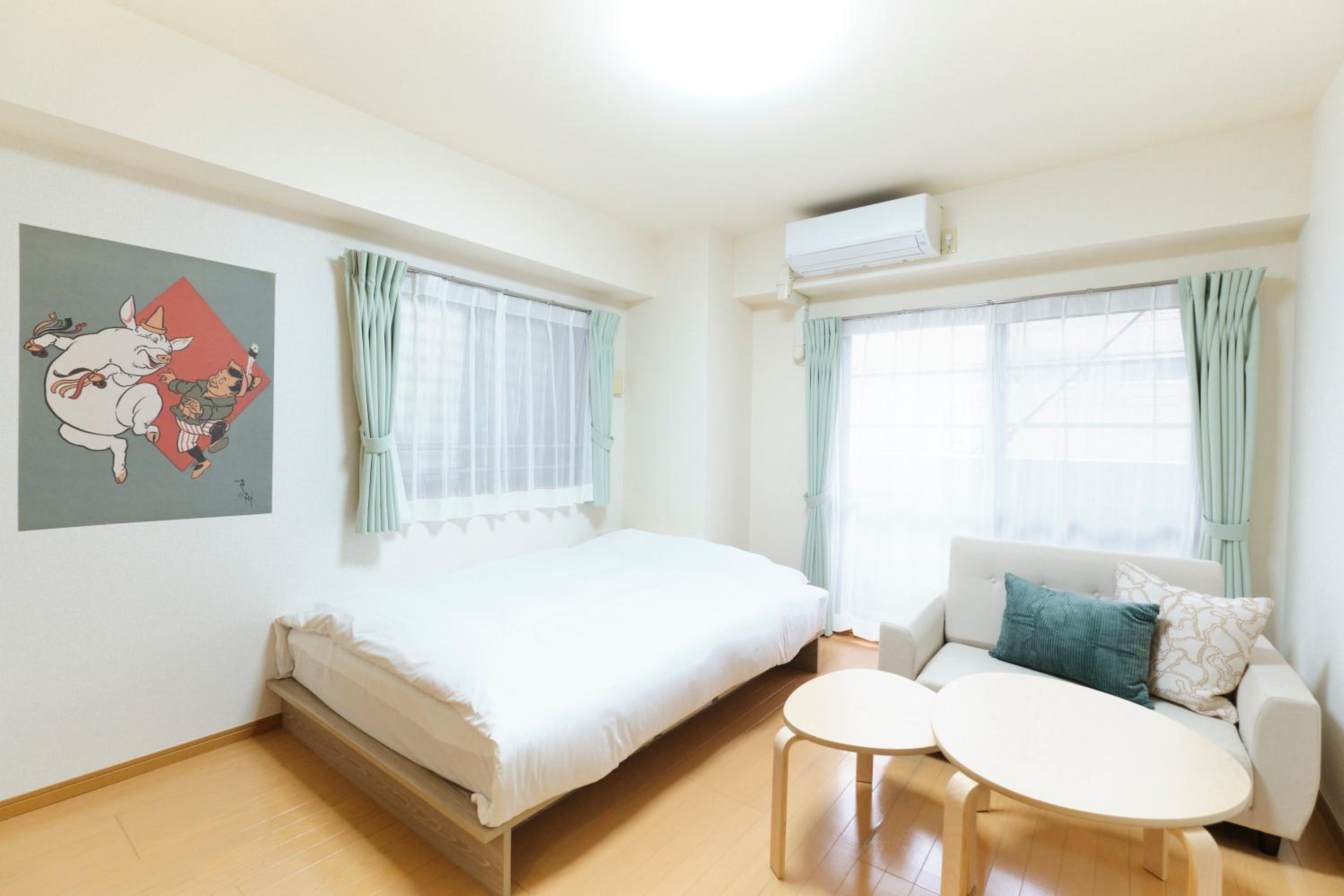 Apartment photo 1