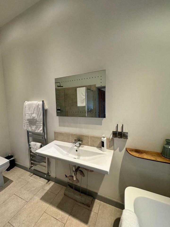 Double Or Twin Room photo 3