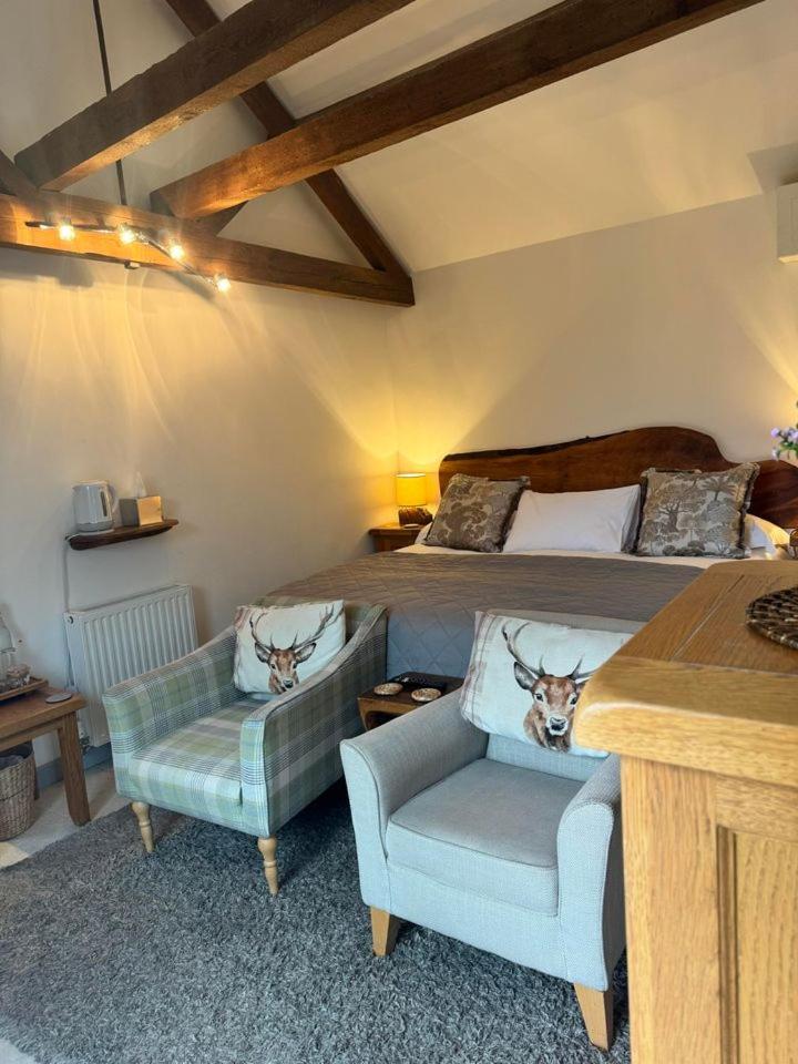 Standard Twin Room with Garden View photo 3