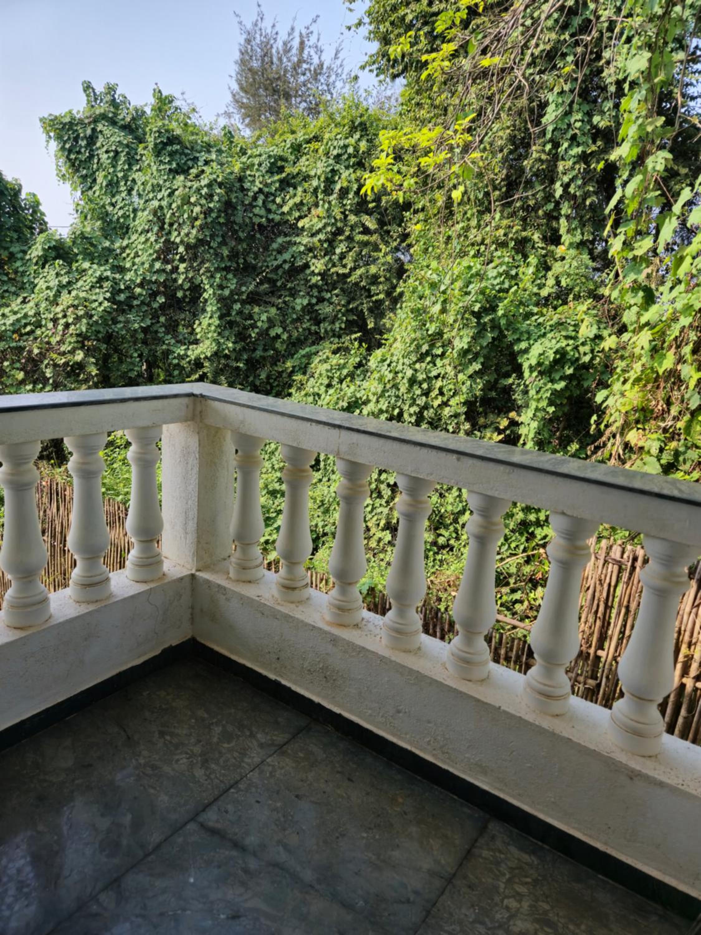Apartment With Balcony photo 2