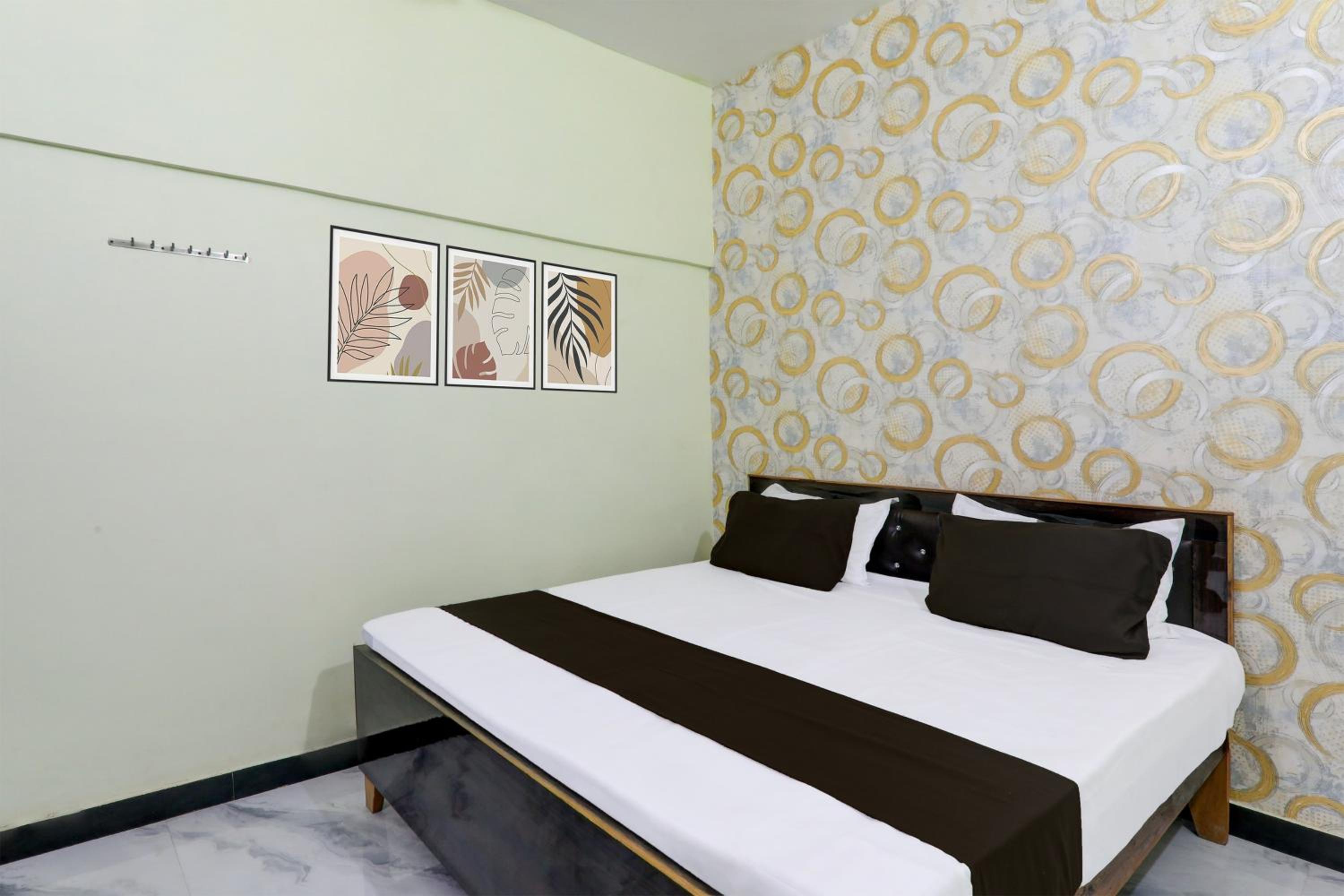 Classic Triple Room photo 3