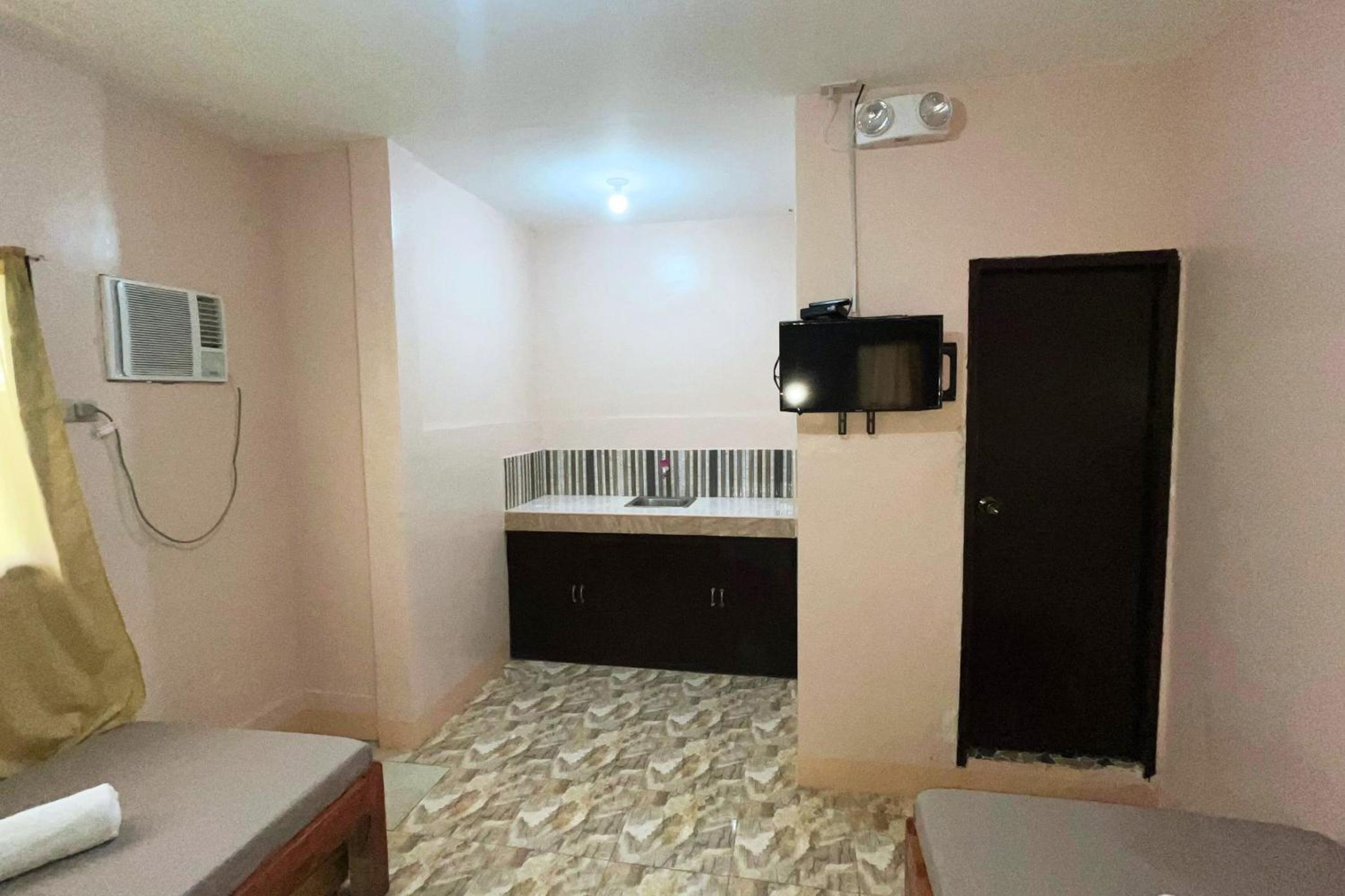Twin Room - Photo 4