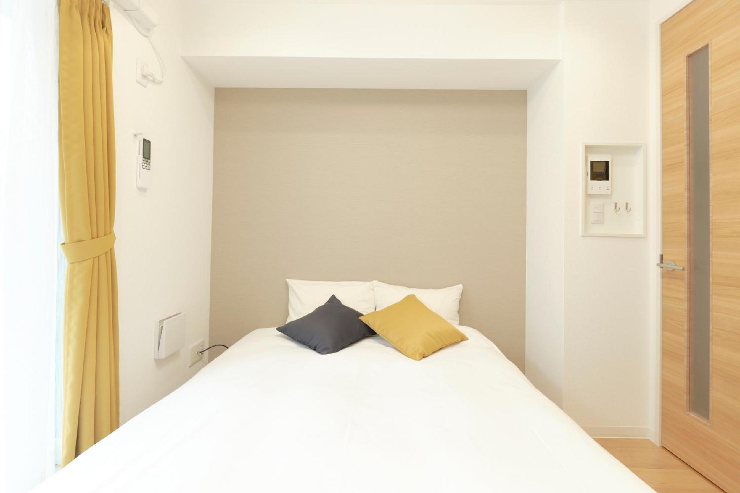 One-Bedroom Apartment photo 3