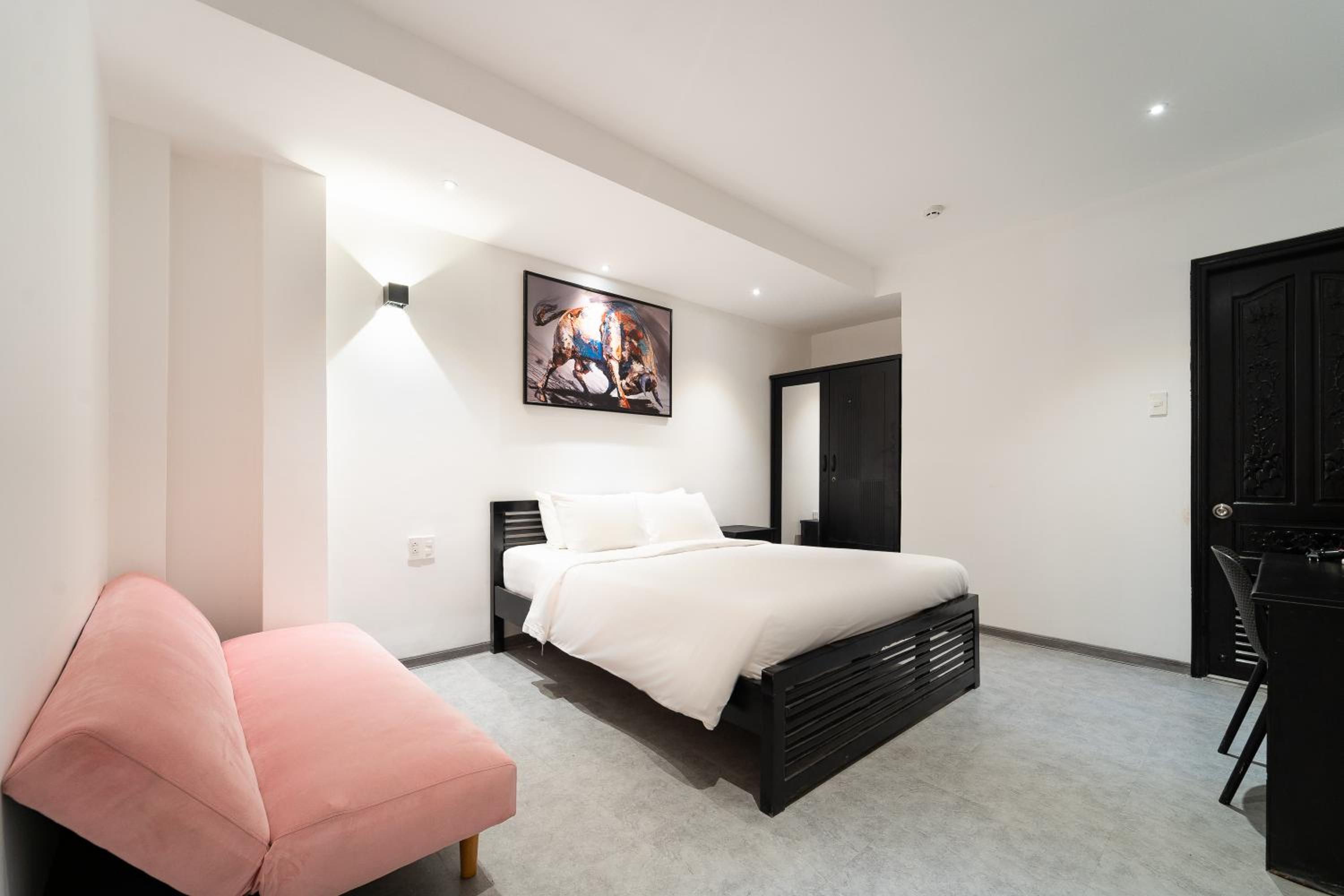 Superior King Room