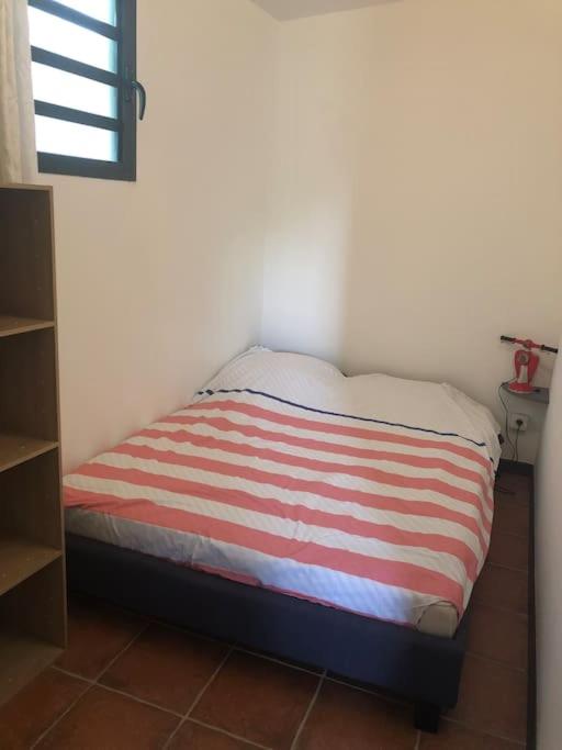 One-Bedroom House photo 1