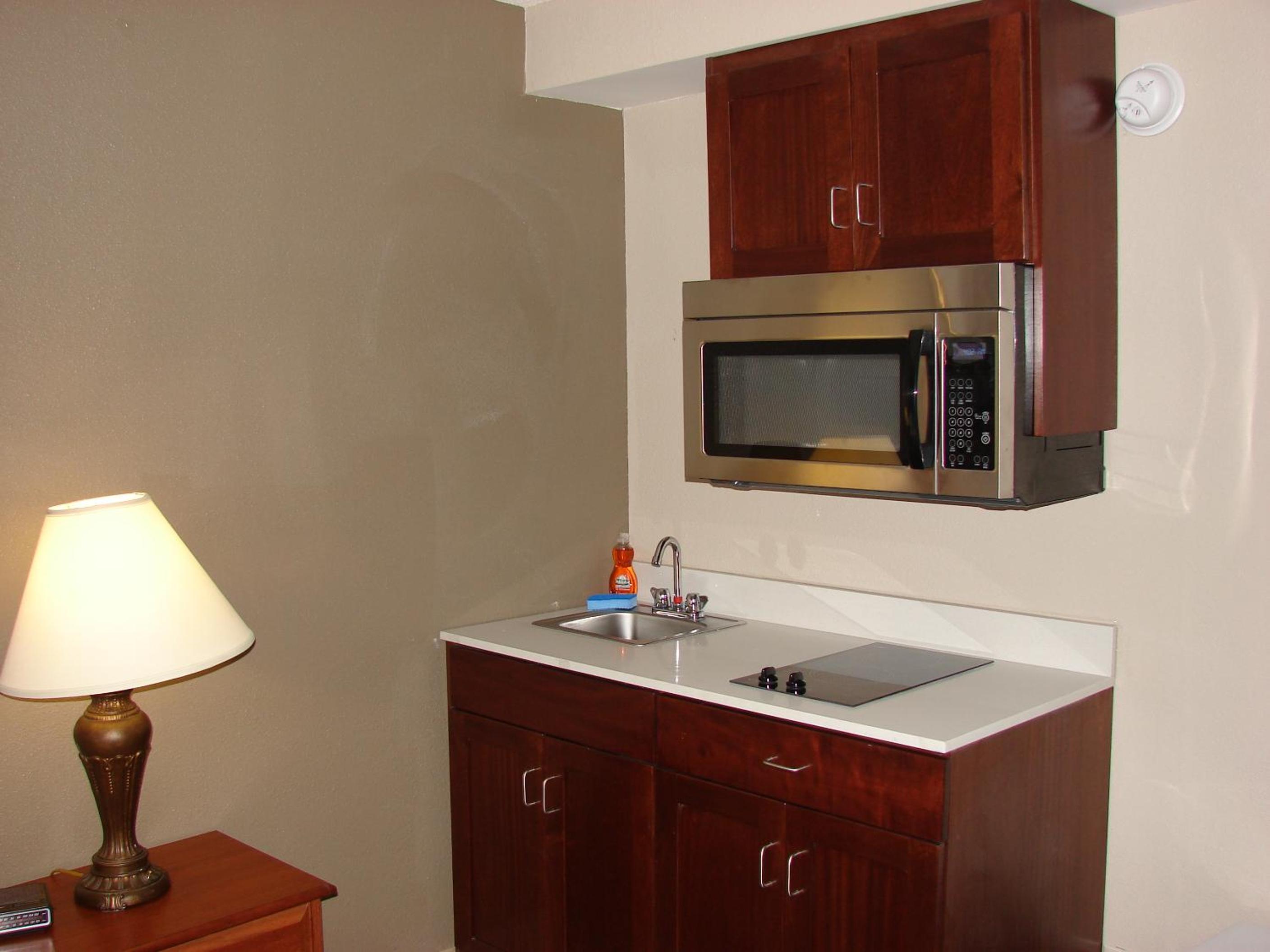 Executive King Room - Non-Smoking - Photo 6