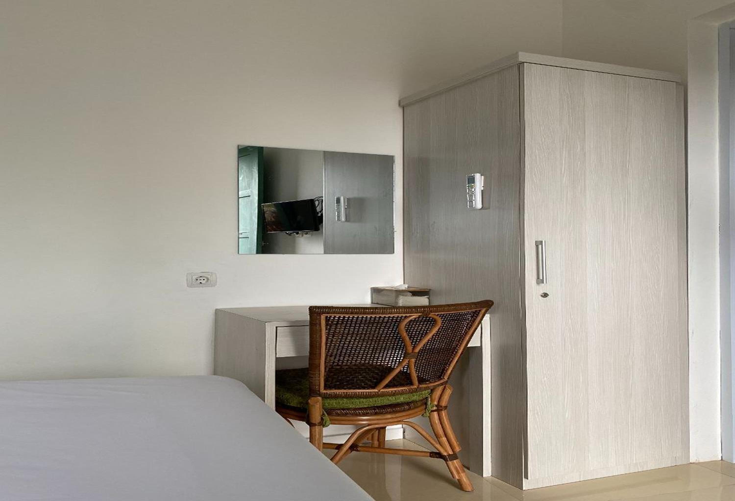 Deluxe Double Room - Photo 2
