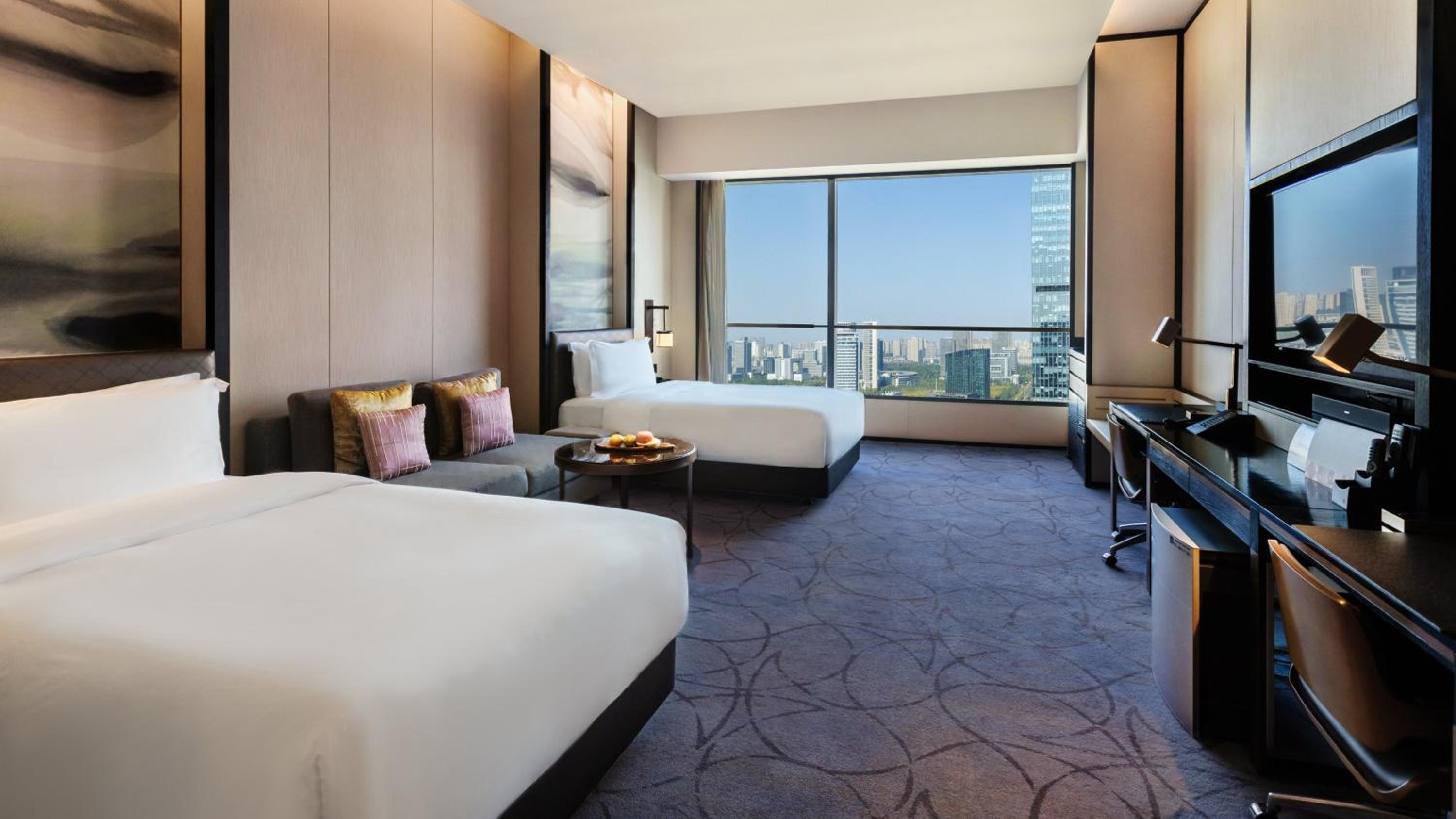 Classic Twin Room with City View