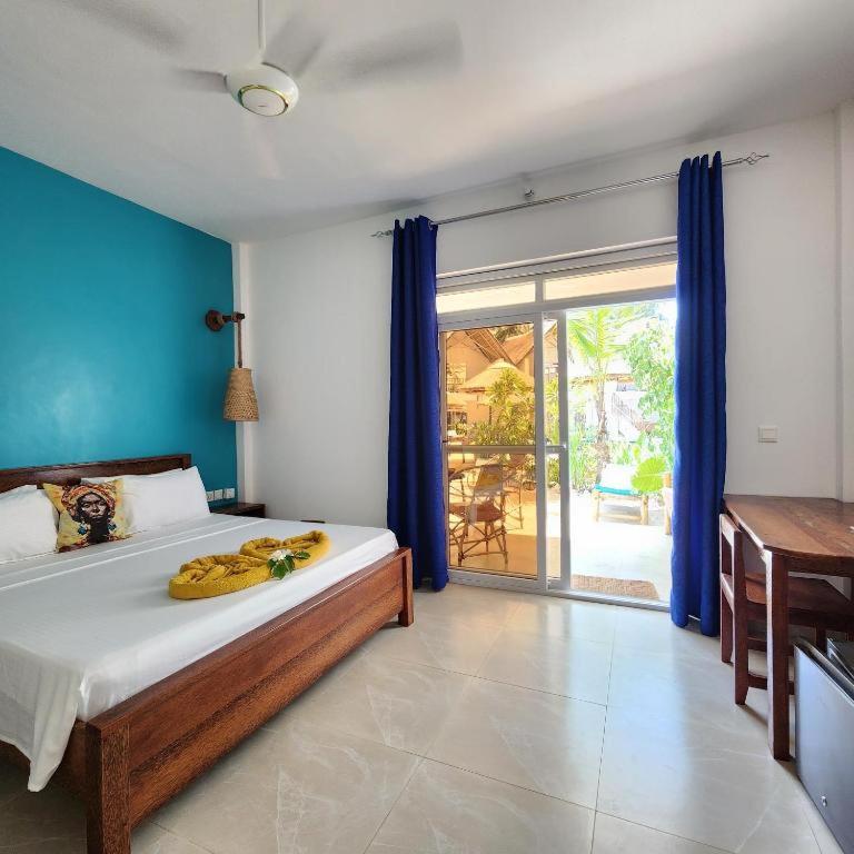 Double Room with Balcony photo 3