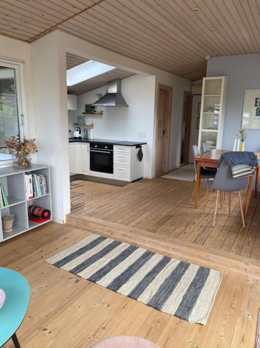 Three-Bedroom House photo 2