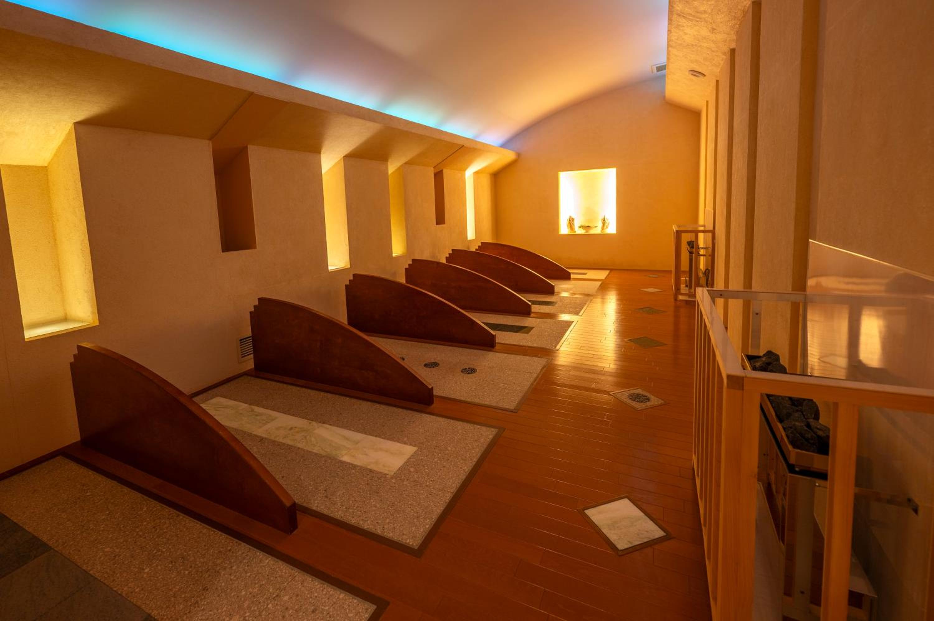 Glamping Twin Room (No View) - Photo 5