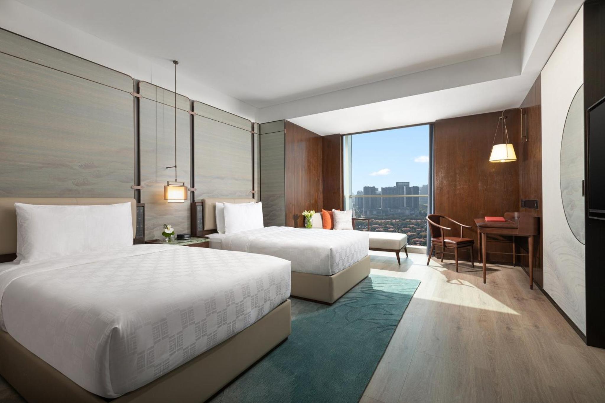 Standard Double Room with Two Double Beds and Town View photo 1