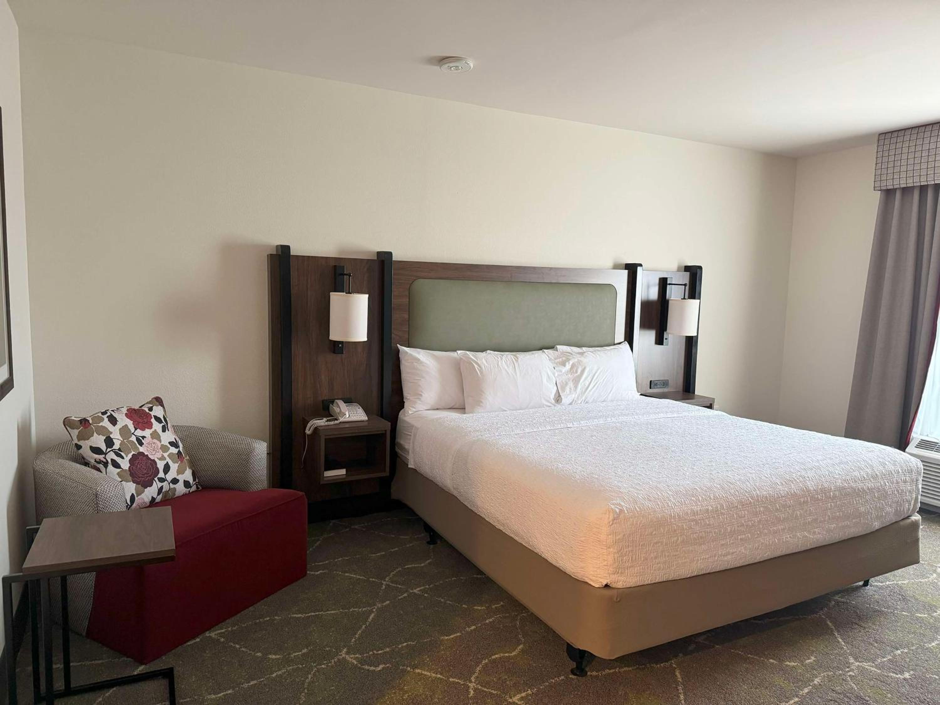 King Studio Suite - Non-Smoking - Photo 2