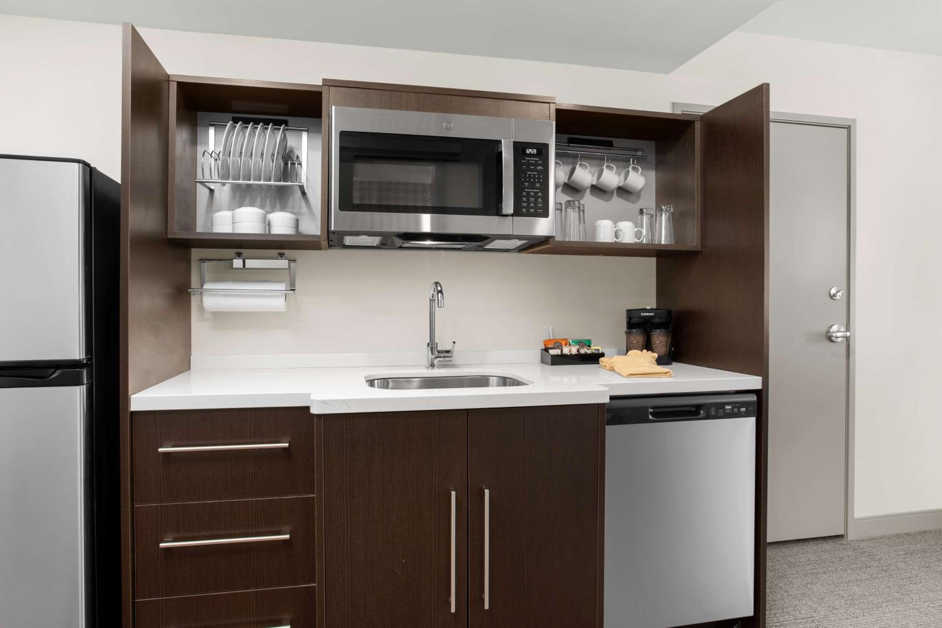 King Studio Suite - Photo 2