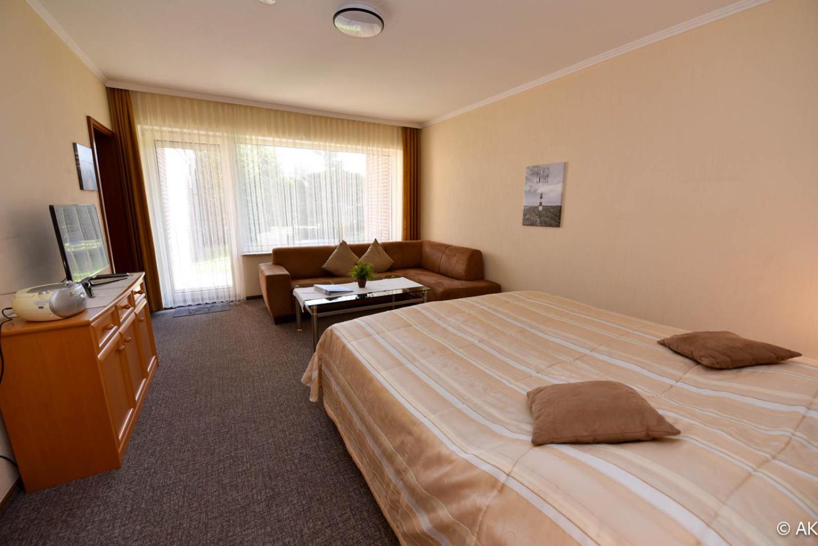 Apartment with Terrace photo 2