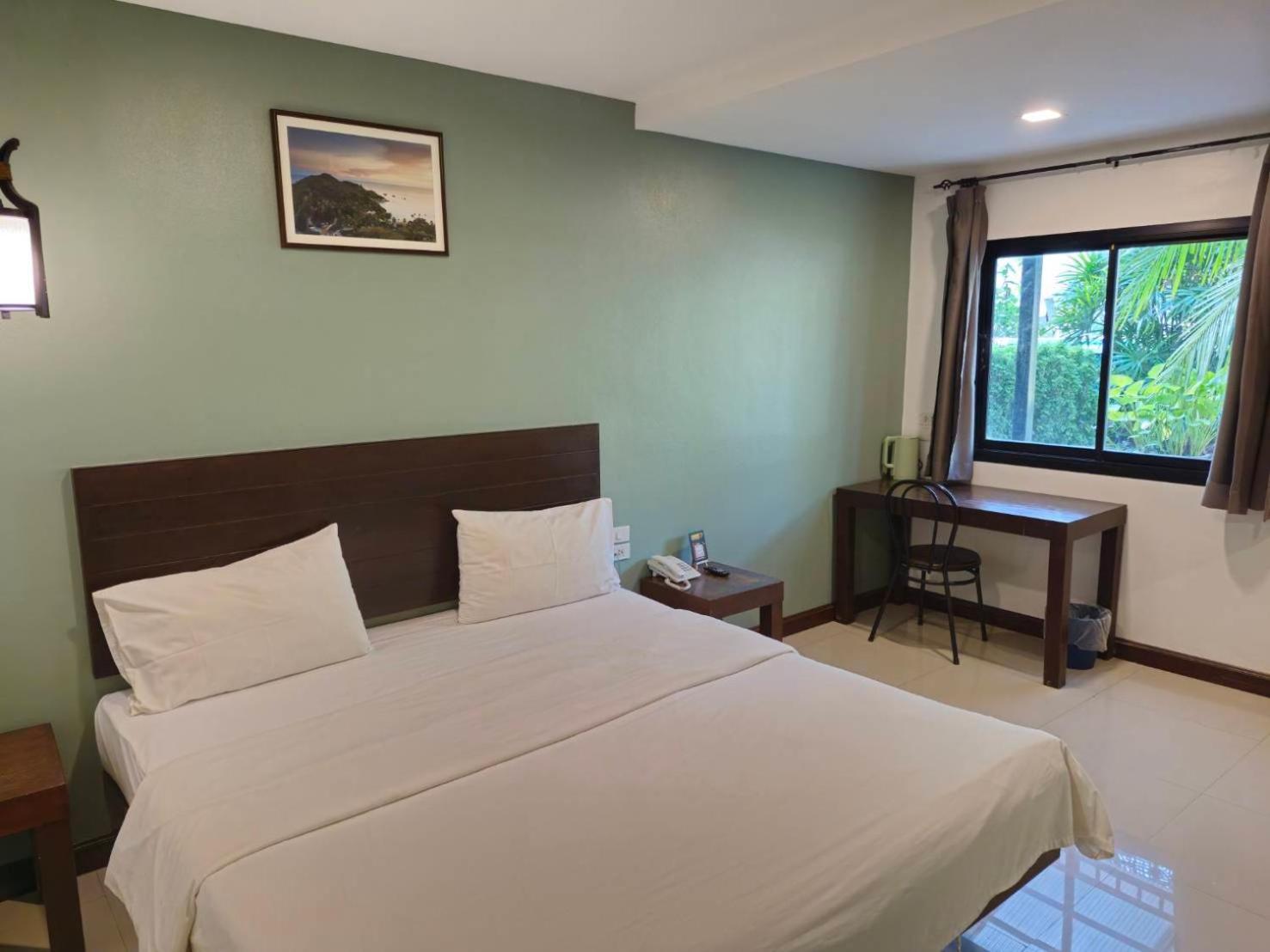 Standard Double Room (Building) 