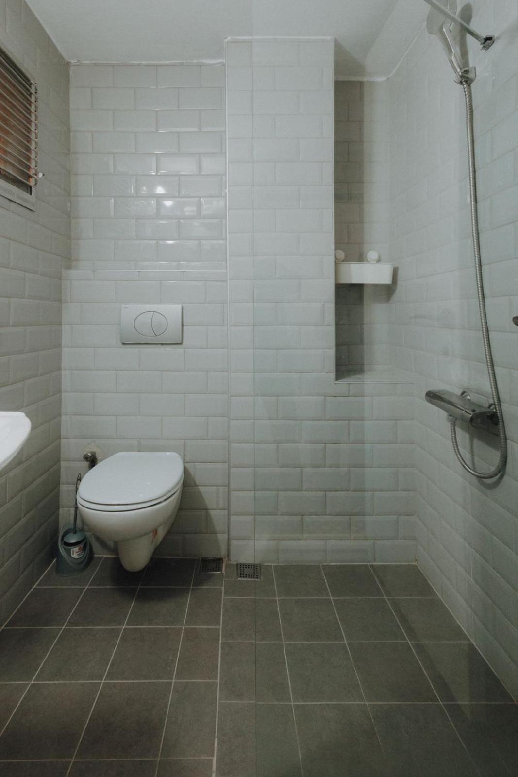 Twin Room - Photo 6