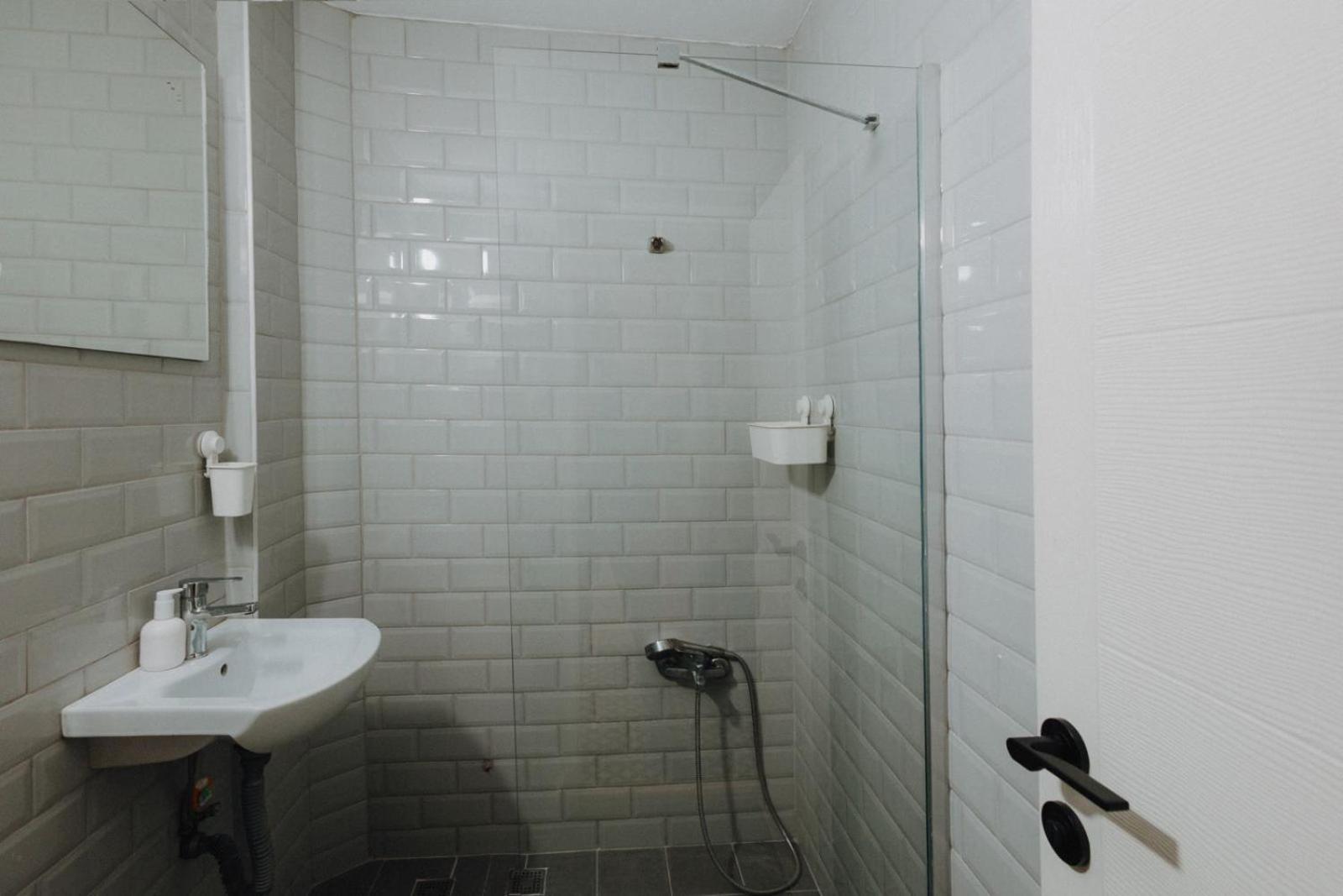 Standard Double Room - Photo 2