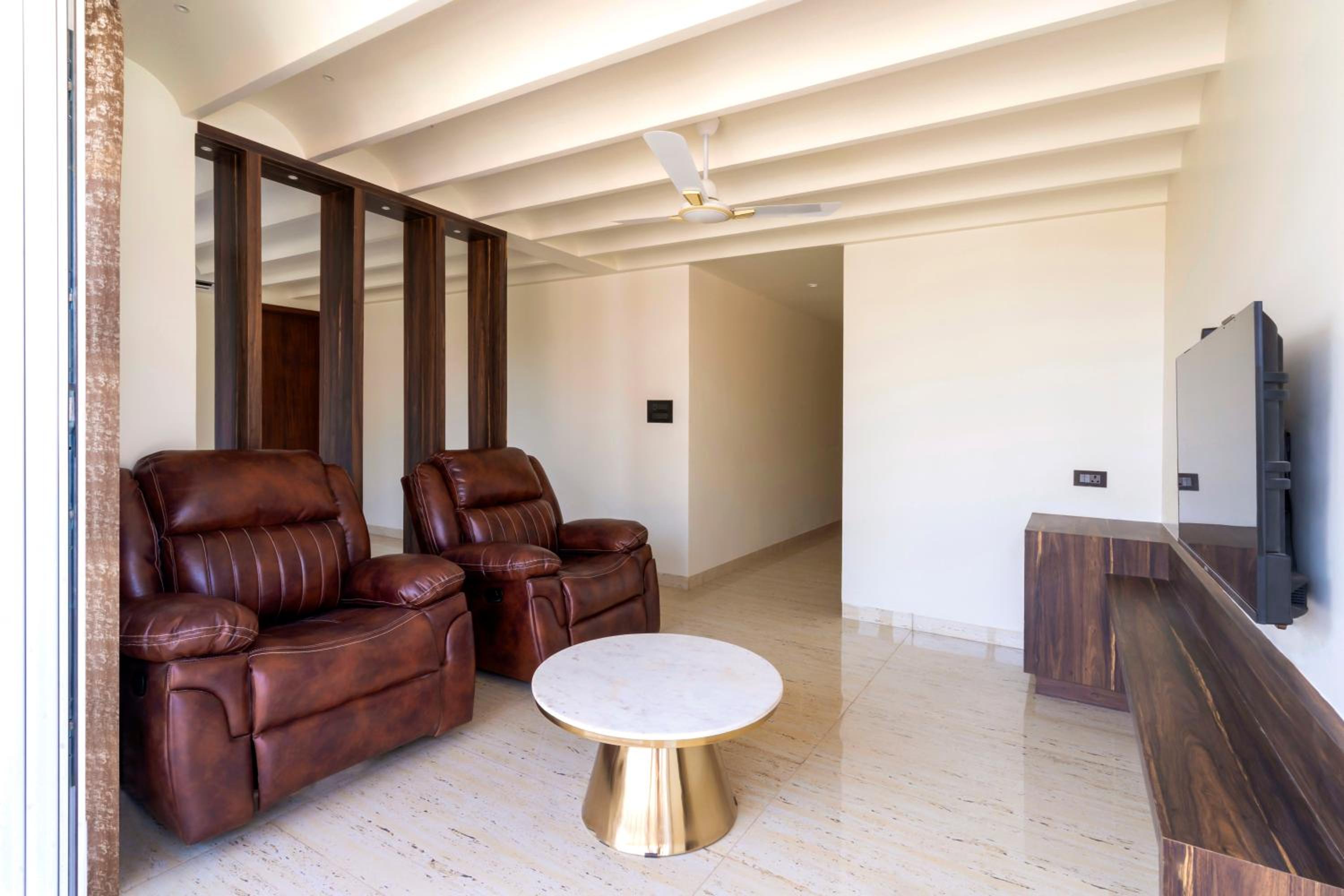 Casa Vista with Living Room and Balcony photo 3