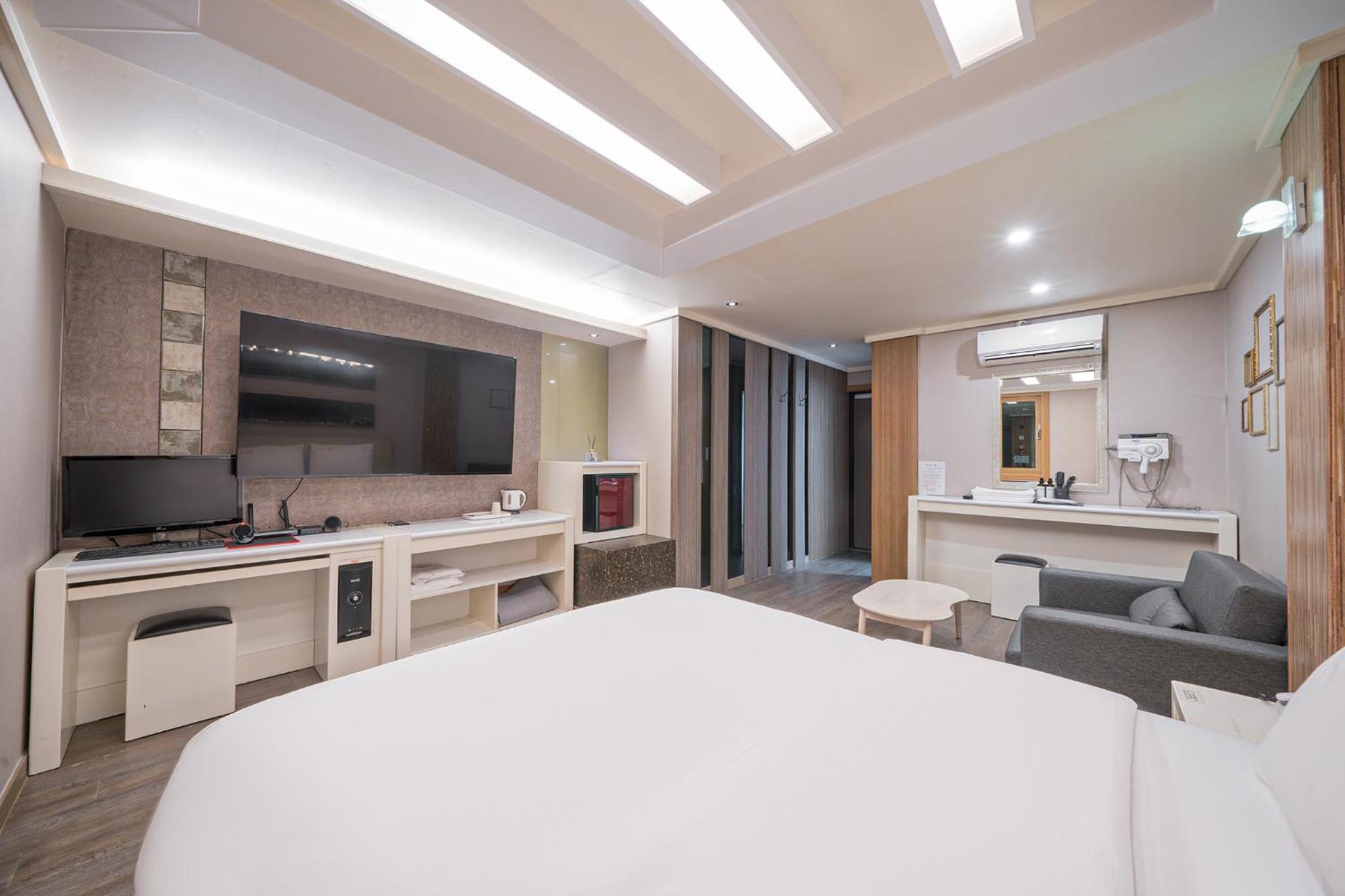 Double Room photo 3