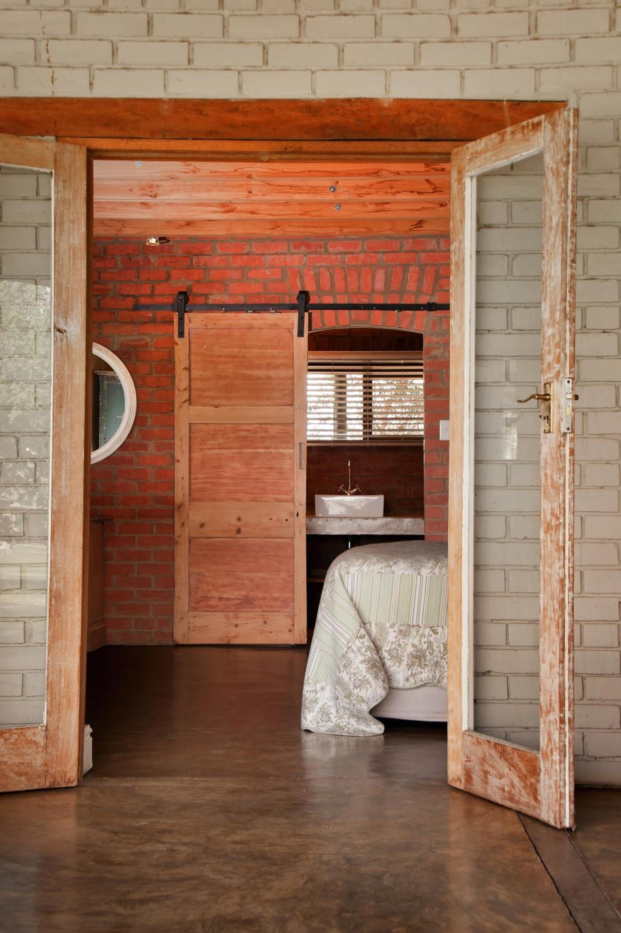 Three-Bedroom Chalet - Cottage 4 photo 3