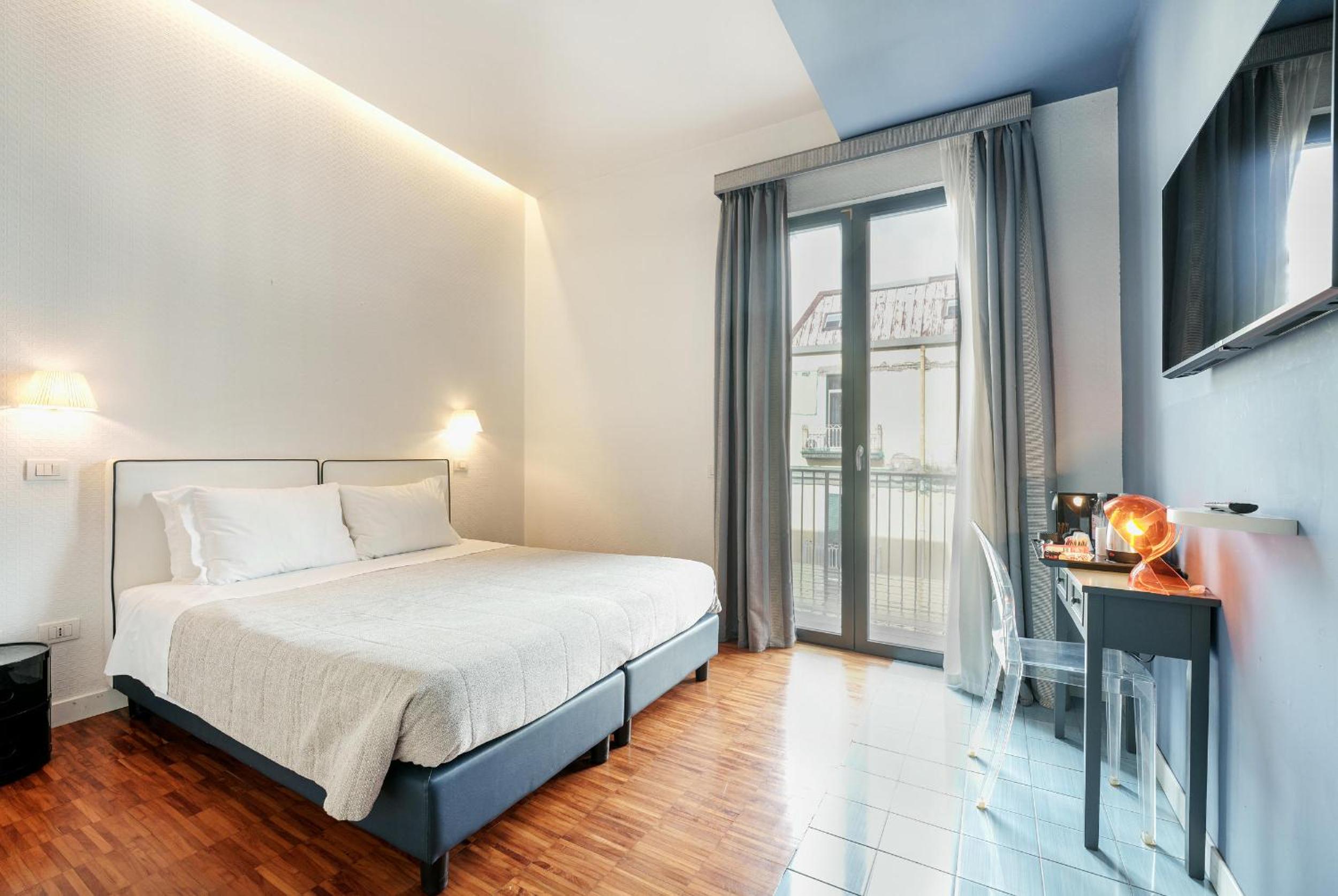Double or Twin Room with Balcony photo 3