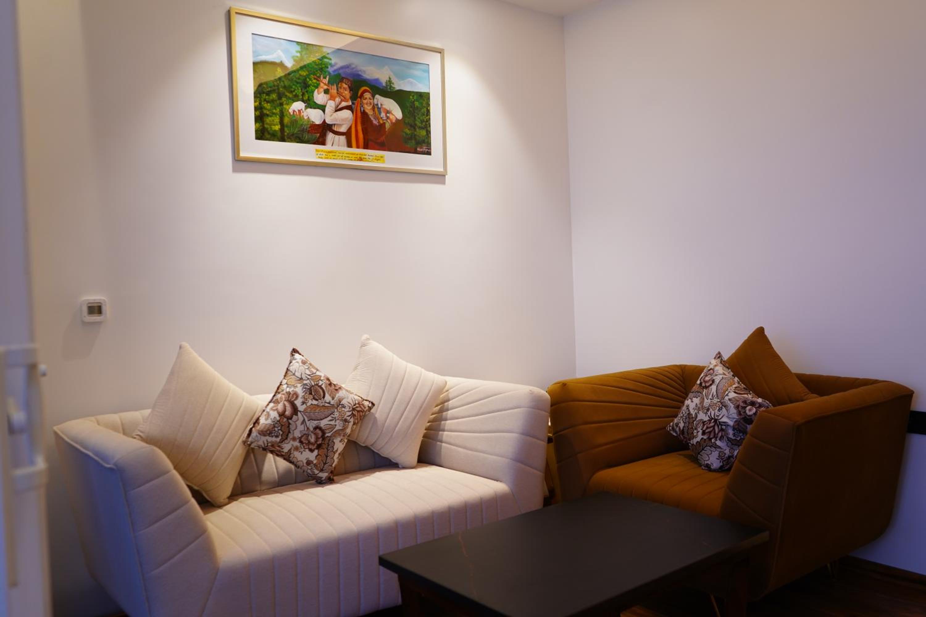 Premium Suite with Balcony photo 1