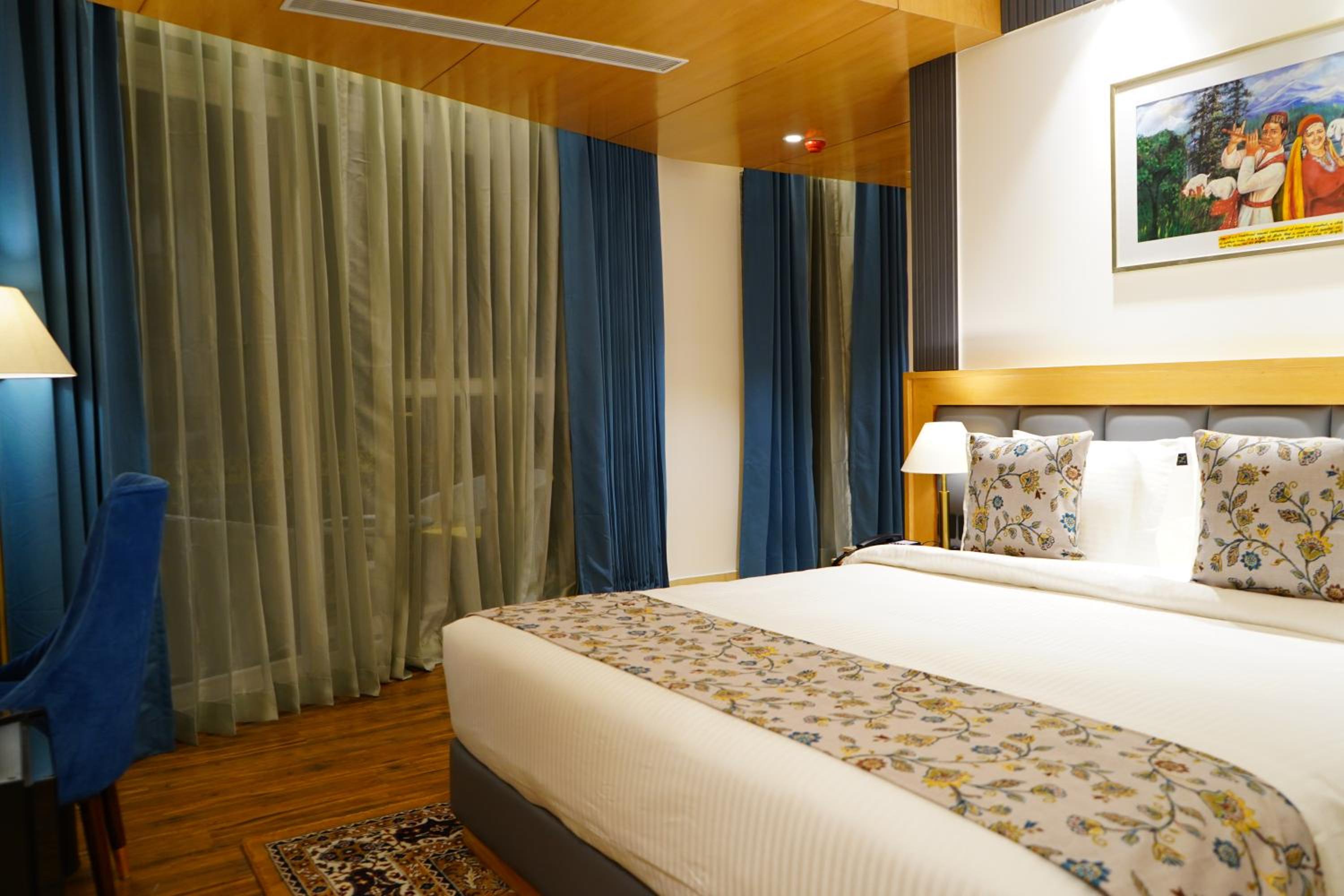 Premium Suite with Balcony