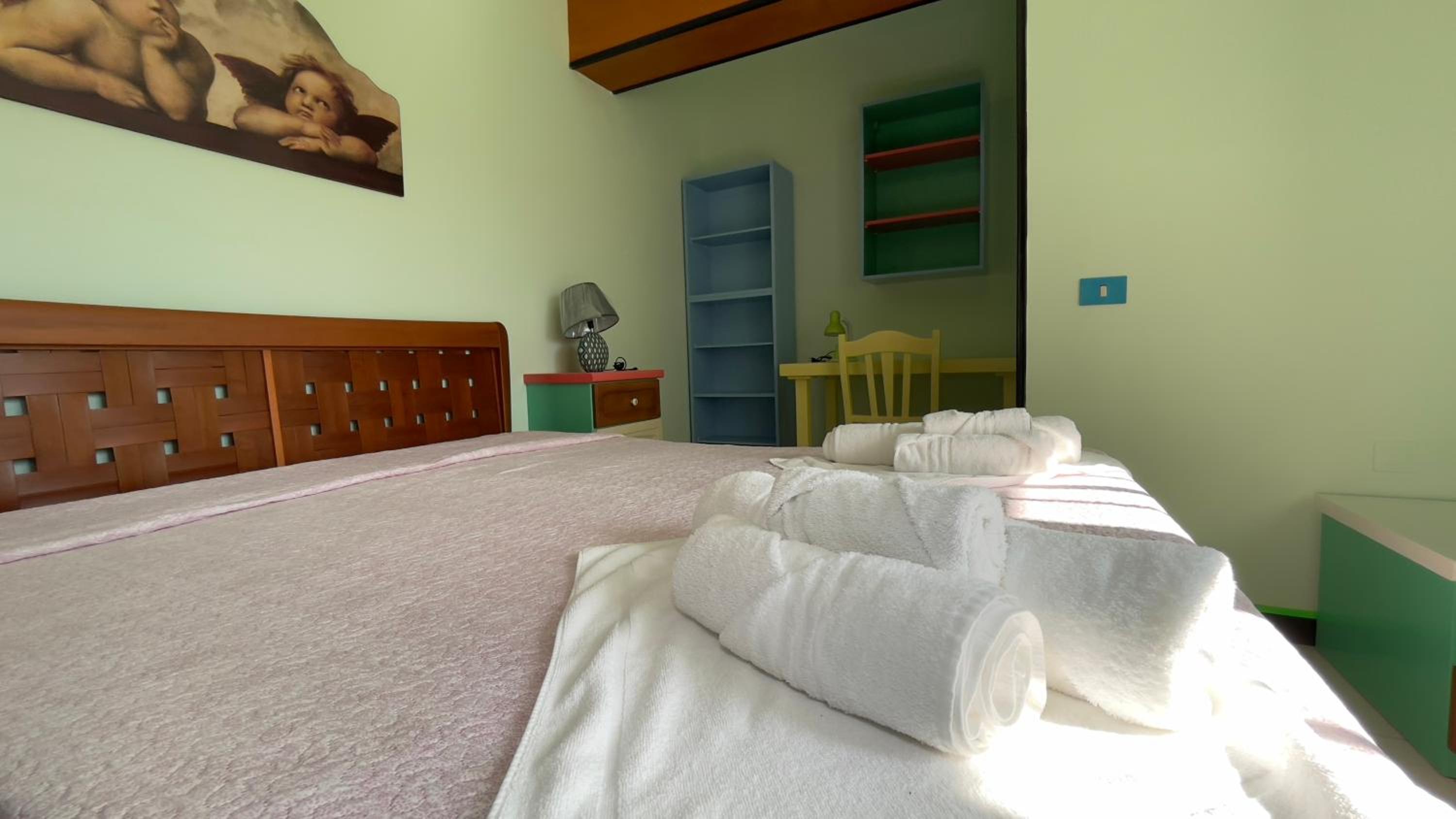 Double Room With Shared Bathroom photo 2