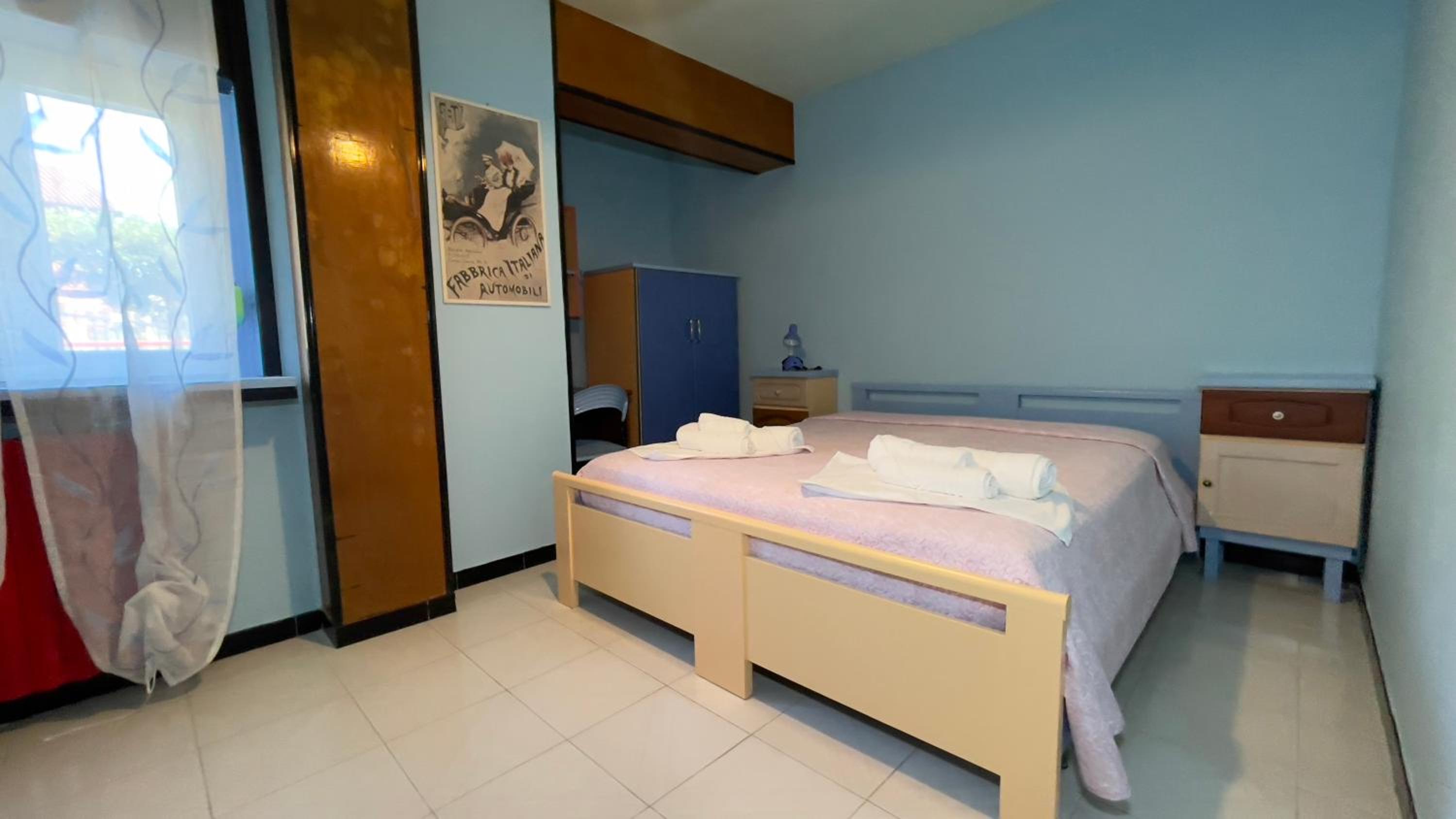 Double Room With Shared Bathroom photo 2