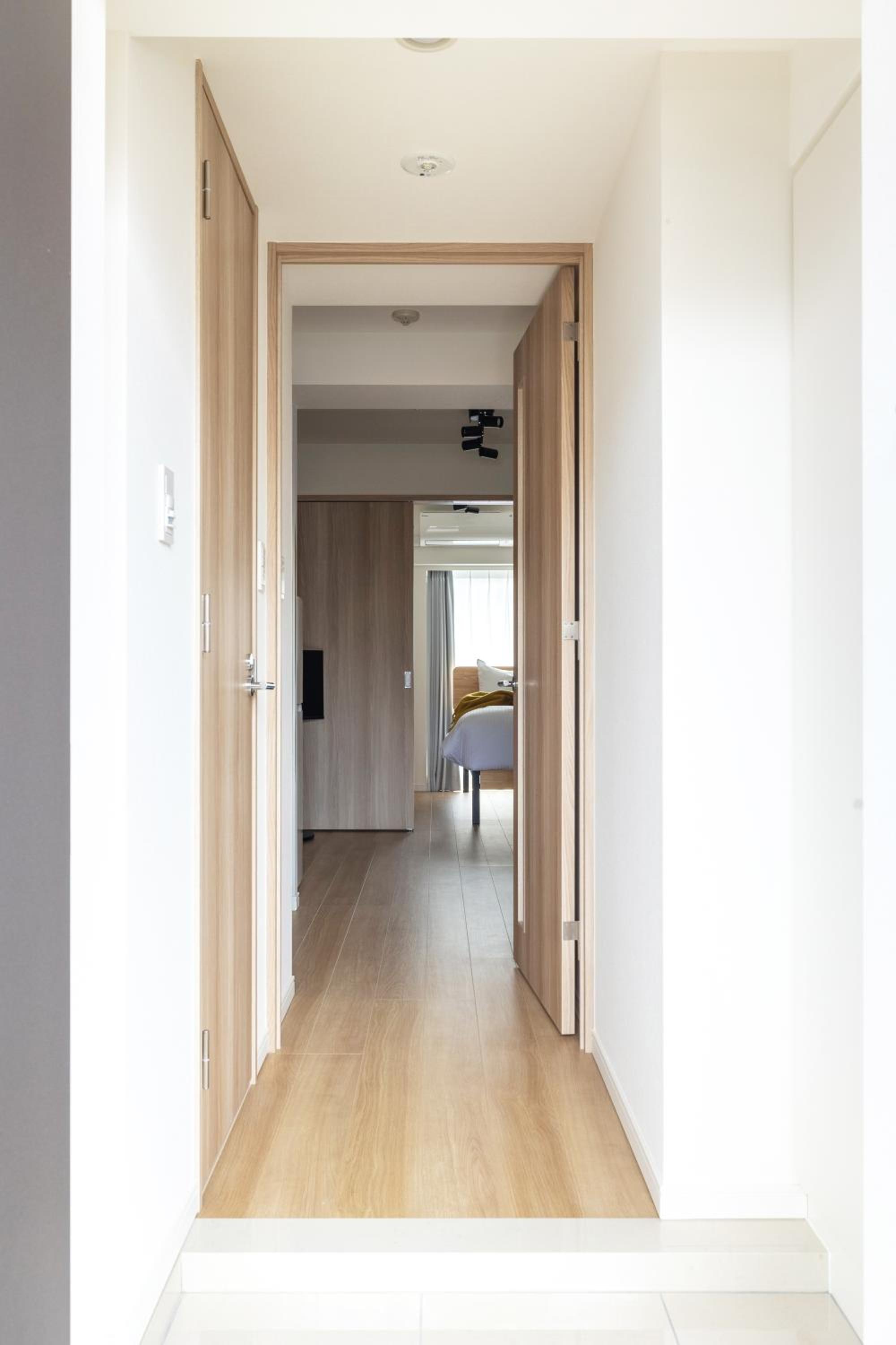 Studio Apartment photo 1