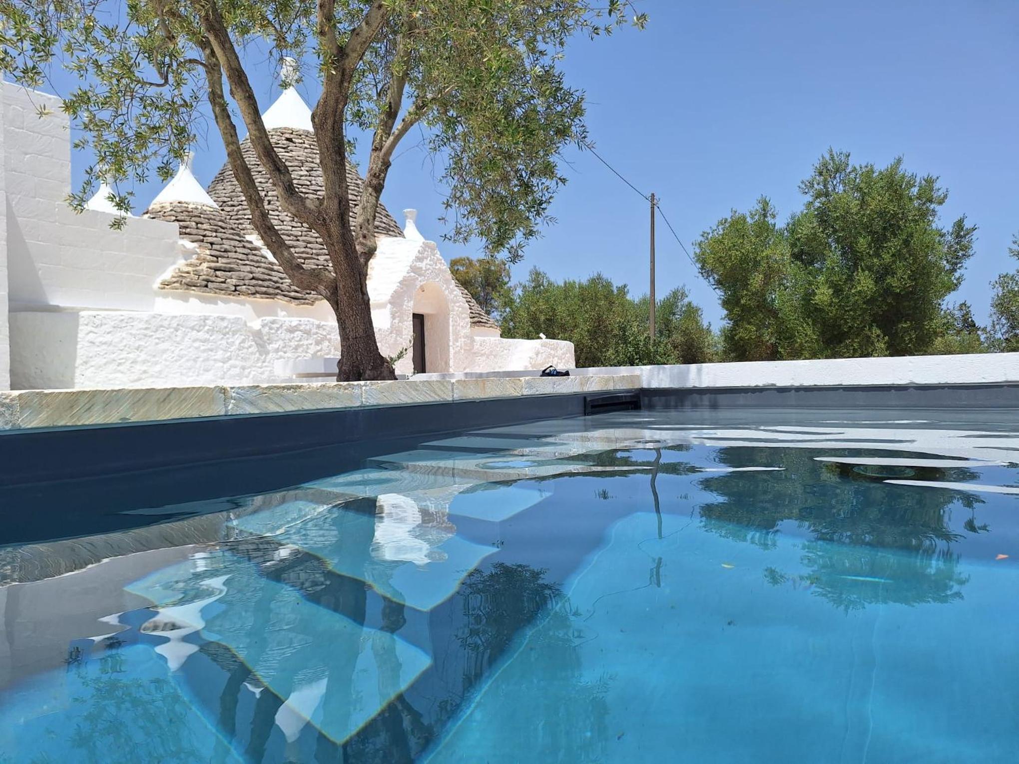 Three-Bedroom Villa photo 2