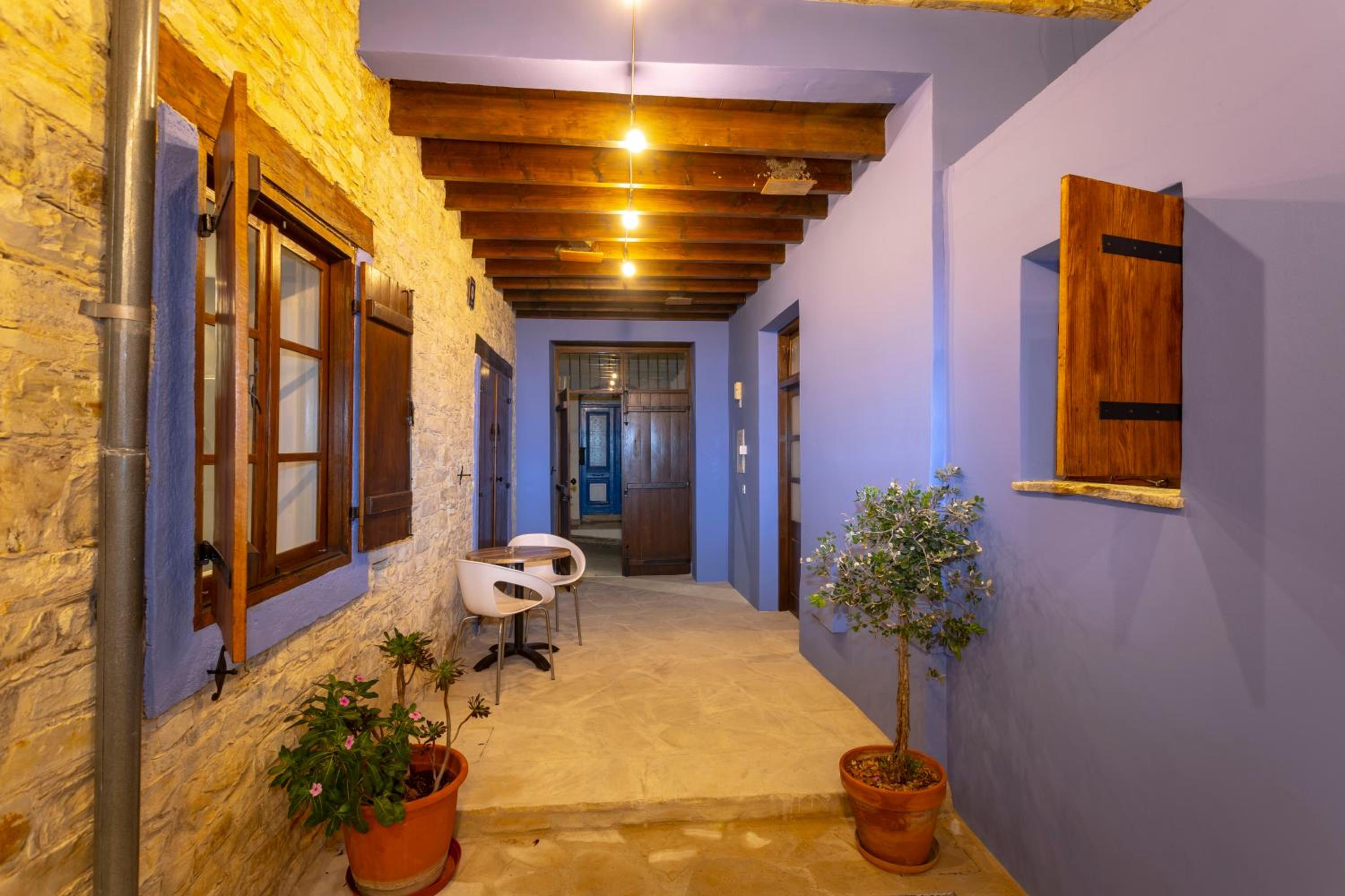 Suite with Balcony - Photo 1