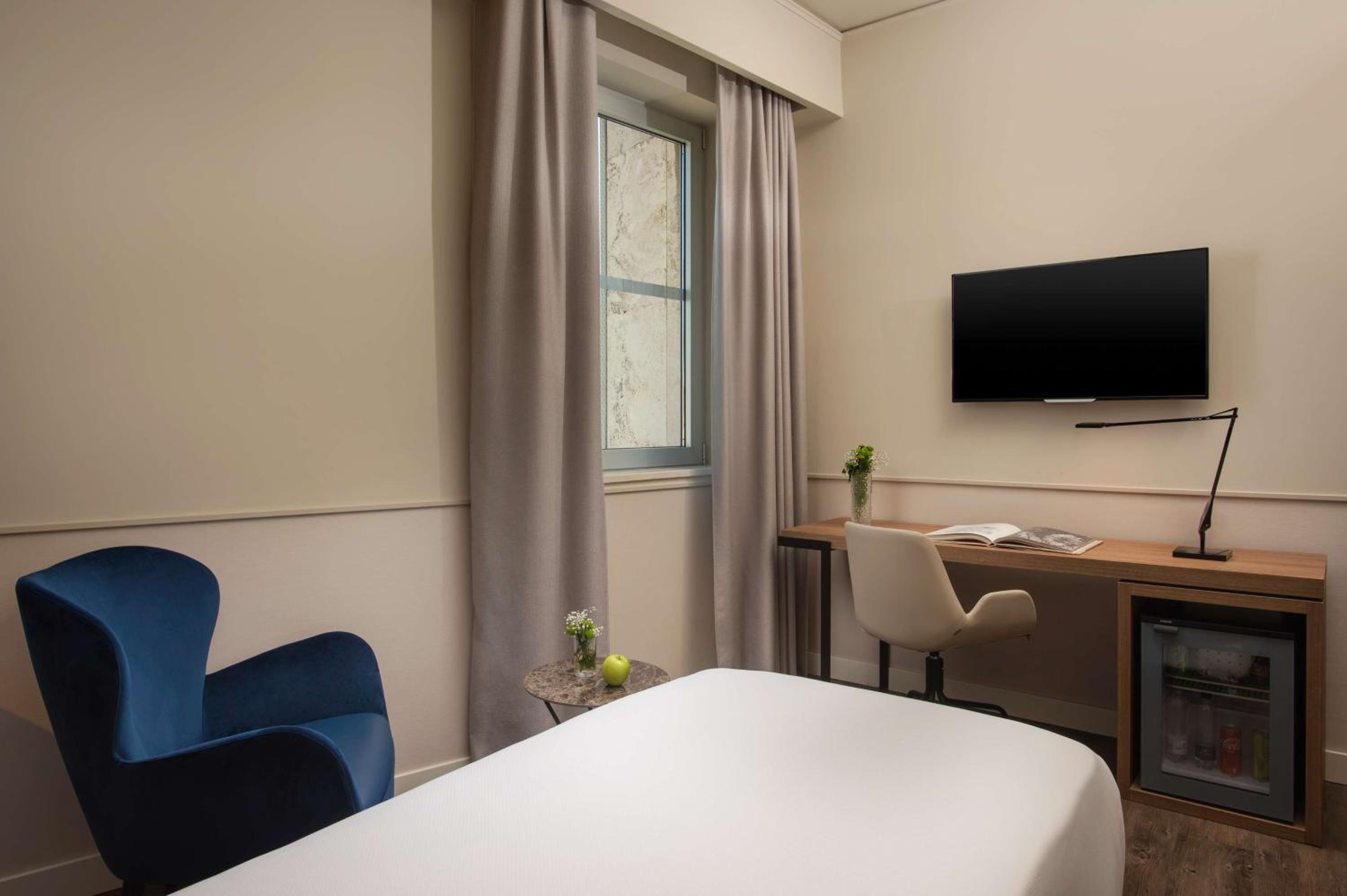 Standard Single Room with City View