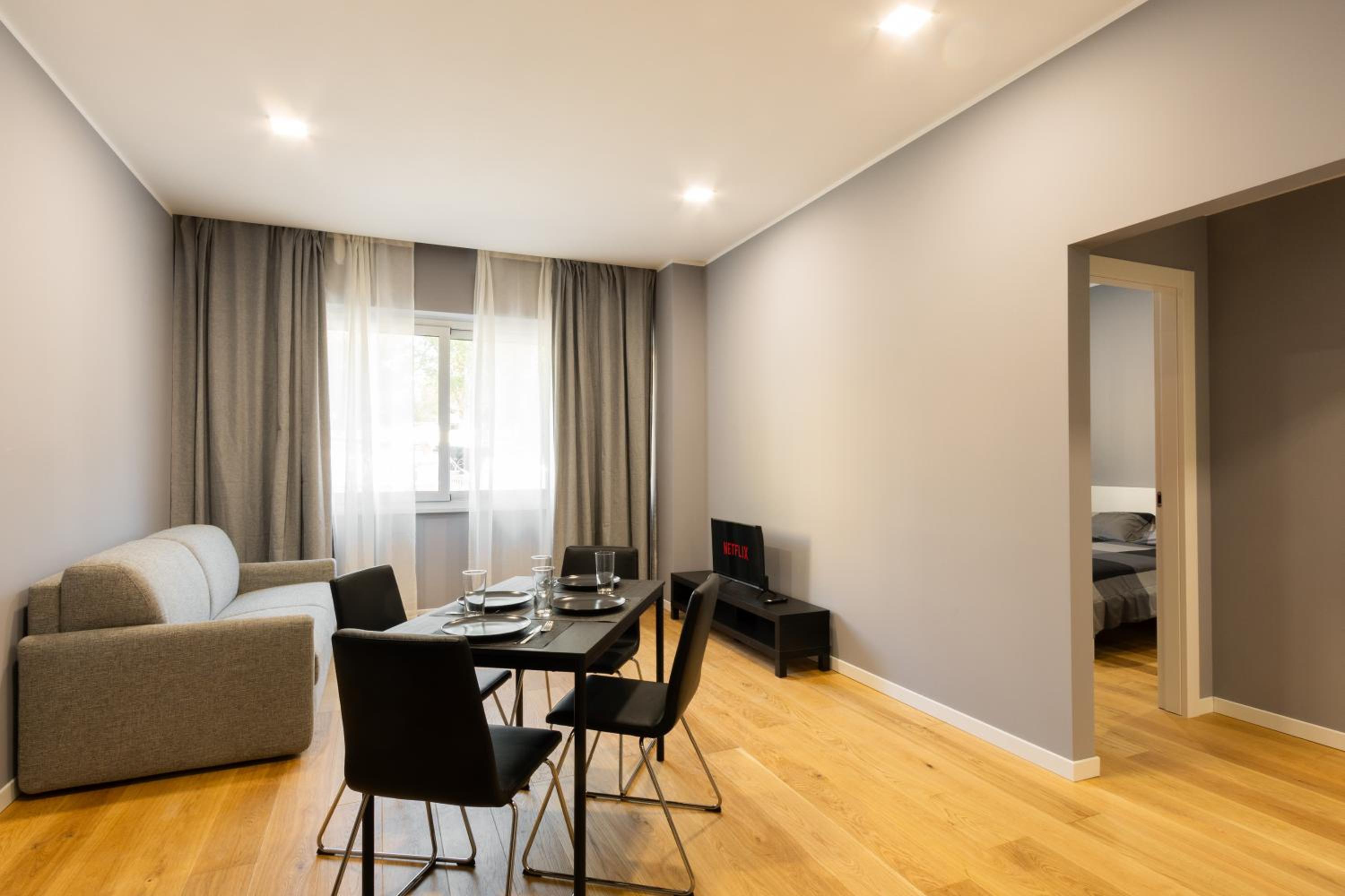 One-Bedroom Apartment