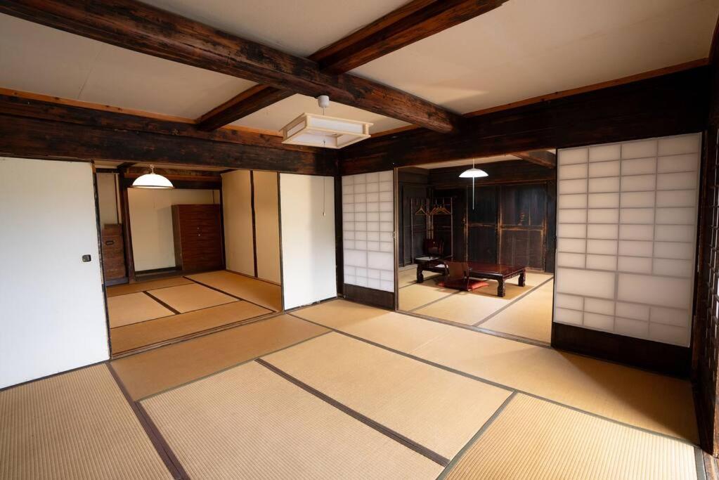 Three-Bedroom House photo 1