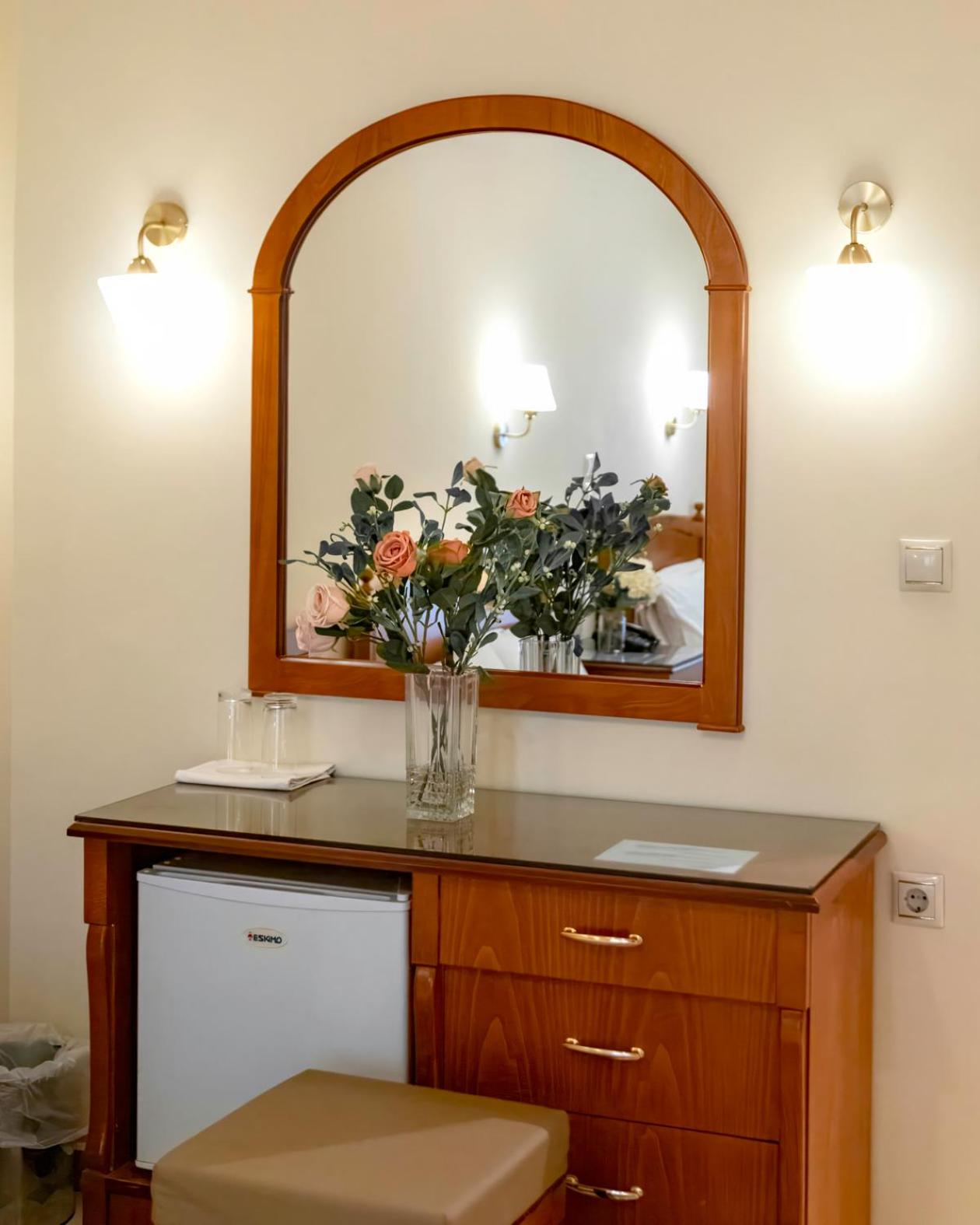 Superior Double or Twin Room - Photo 3