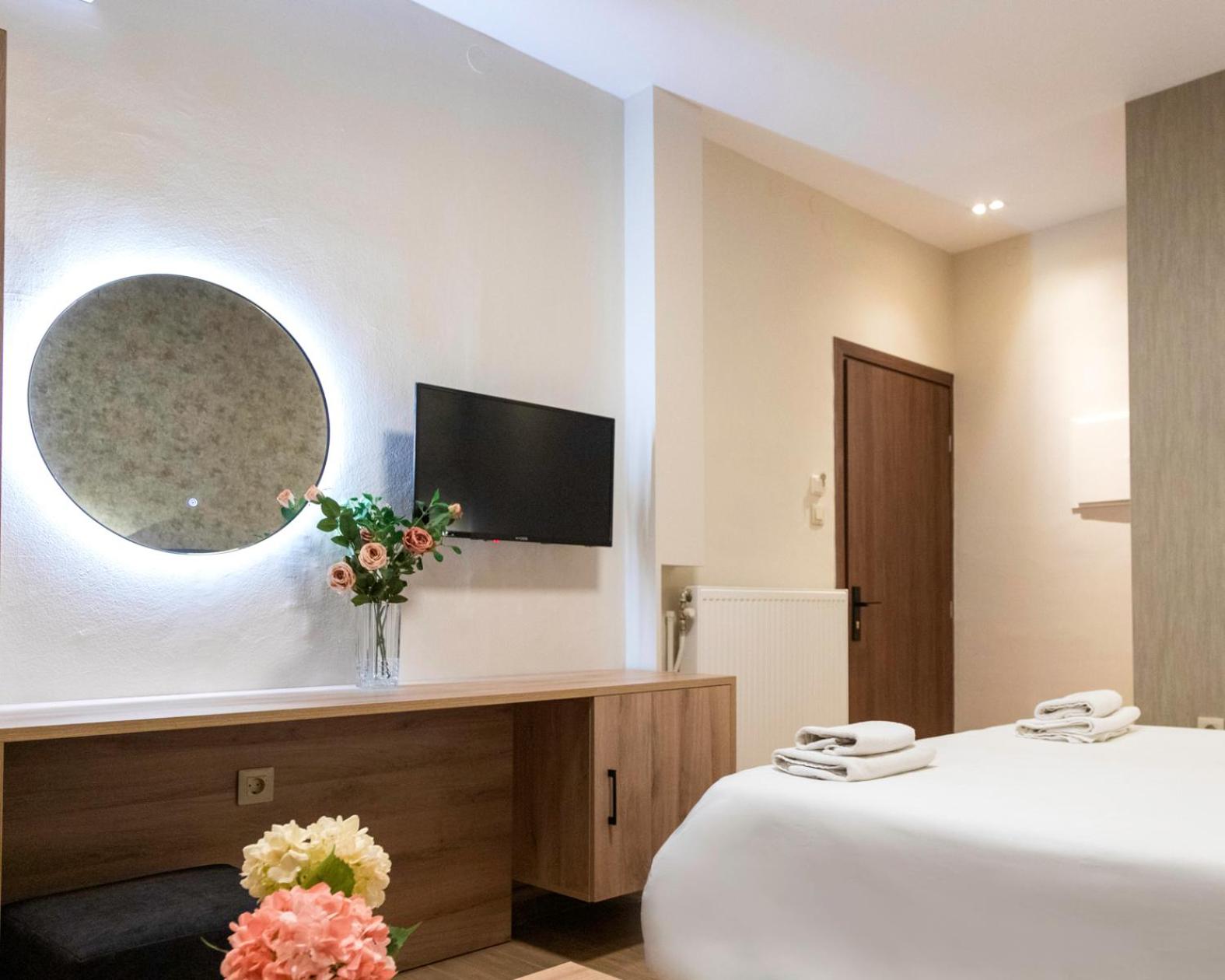 Superior Double or Twin Room - Photo 5